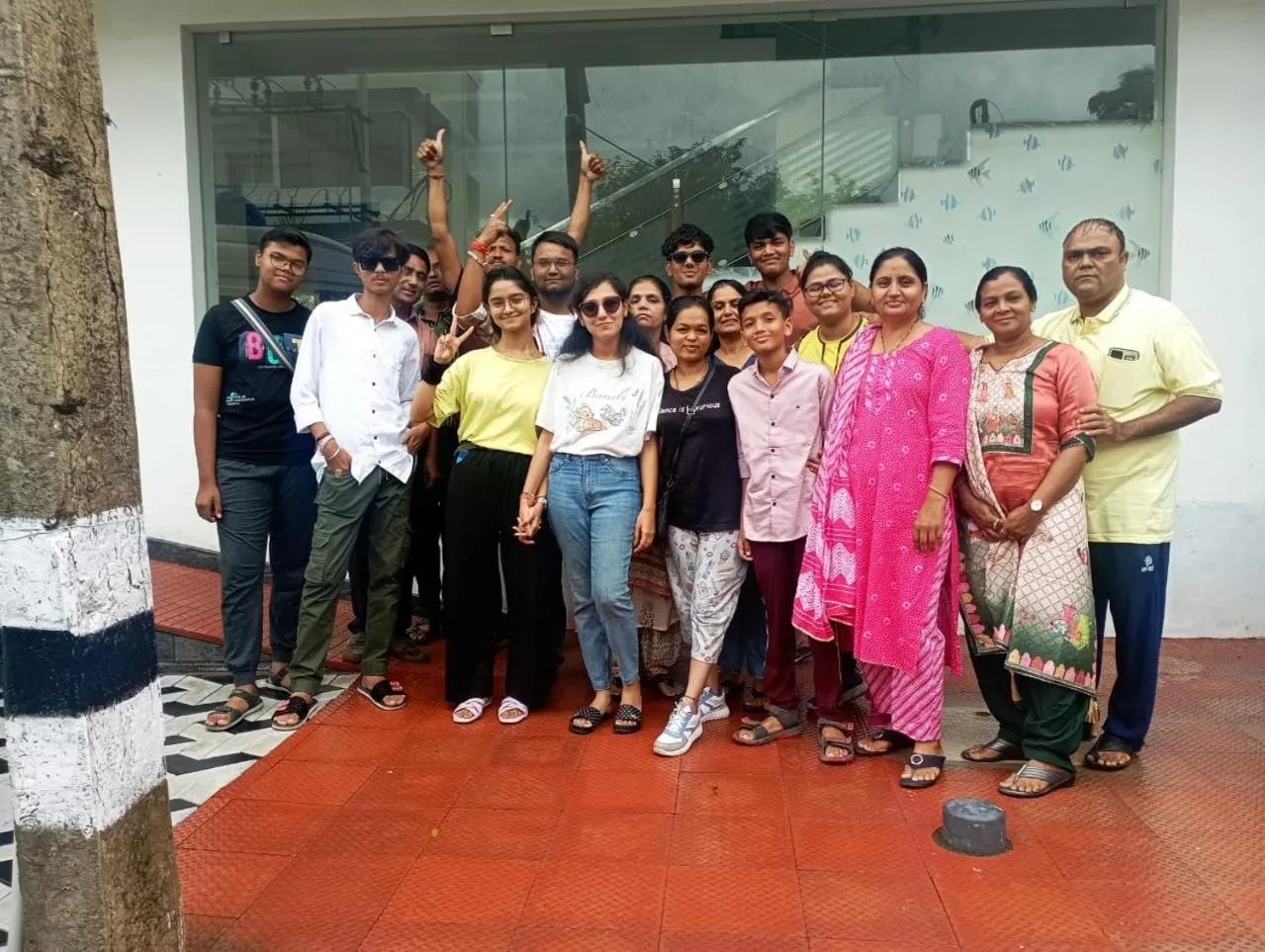 People in Arlinjai Paradise