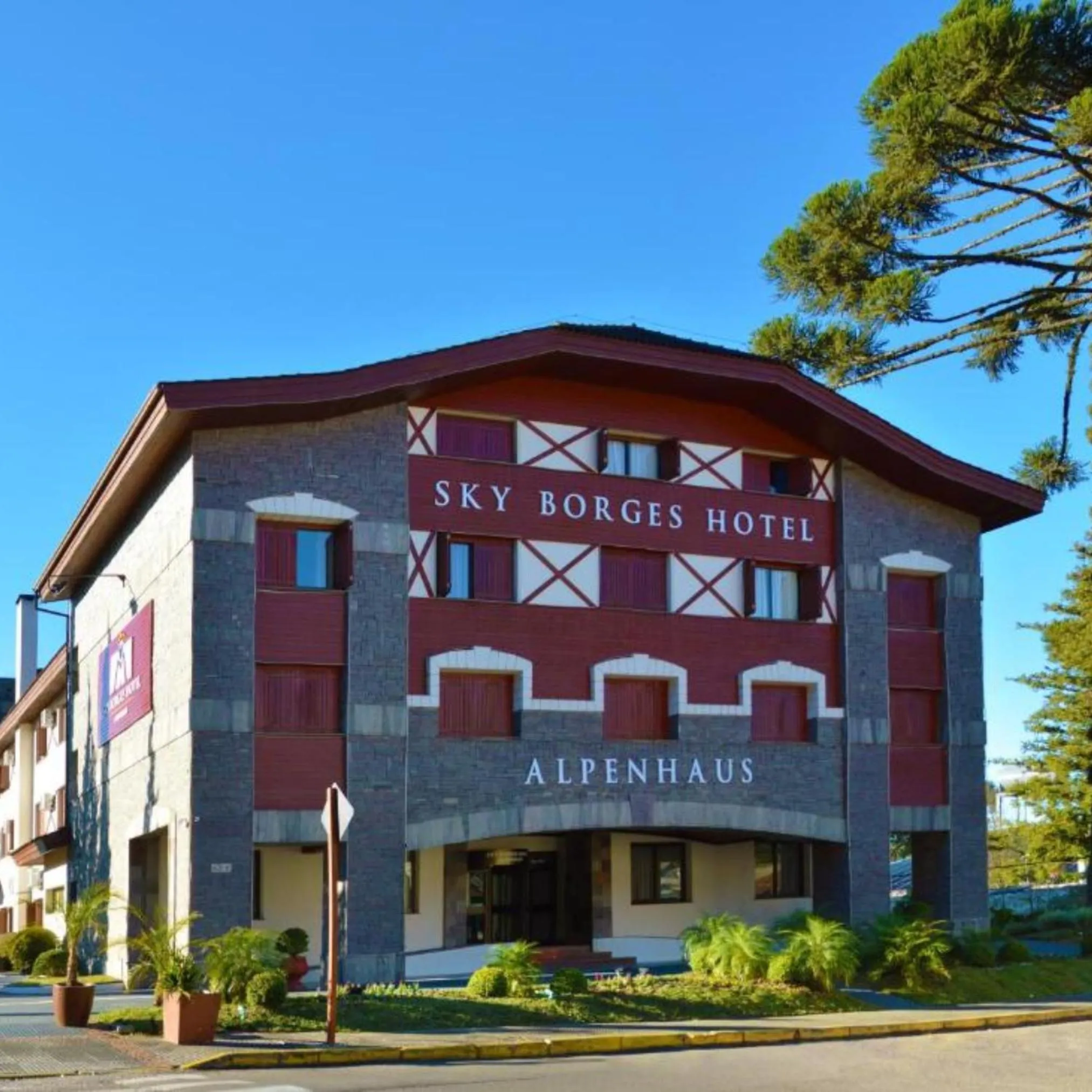 Property building in Flat em Gramado