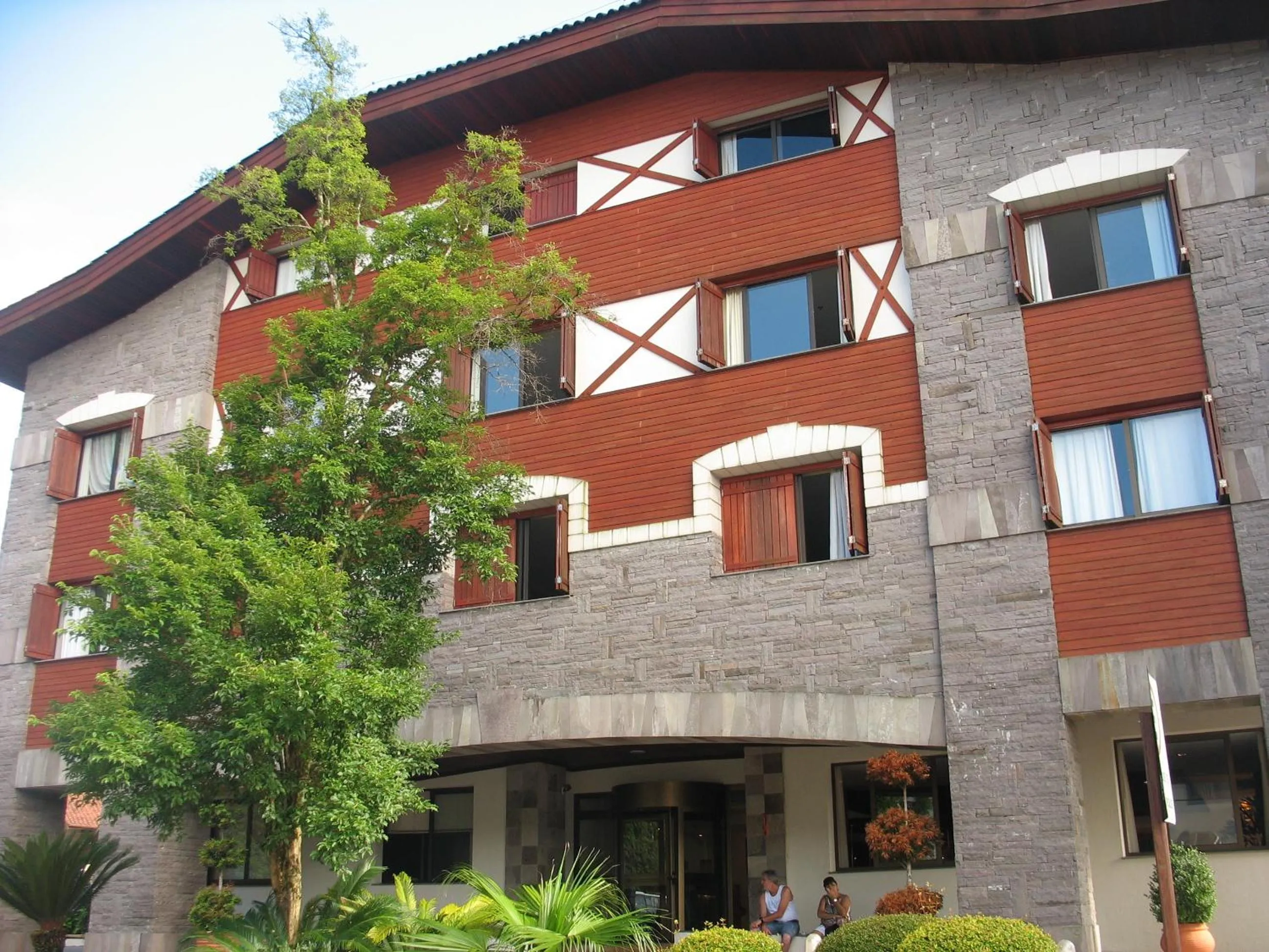 Facade/entrance in Flat em Gramado