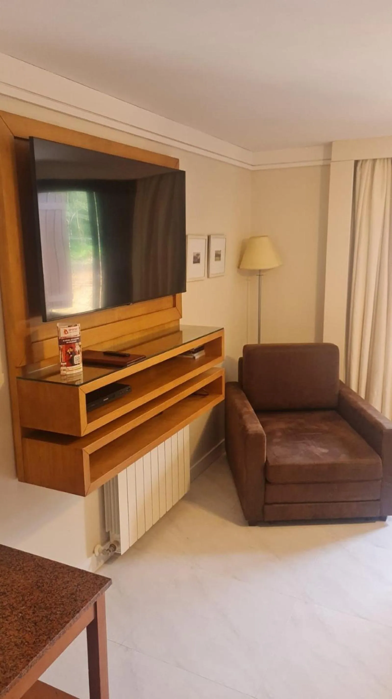 TV and multimedia in Flat em Gramado