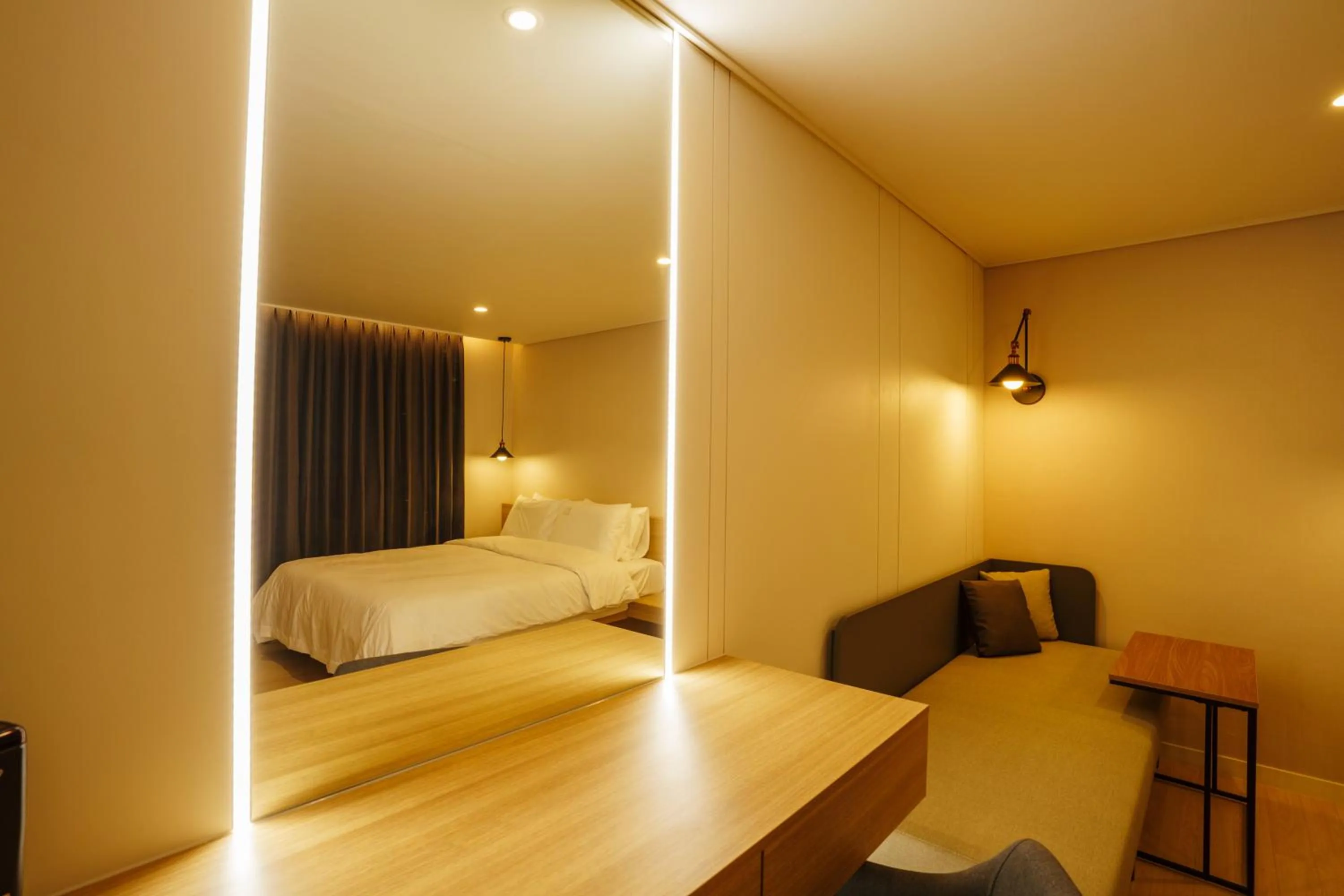 Photo of the whole room, Bed in Hotel Pico