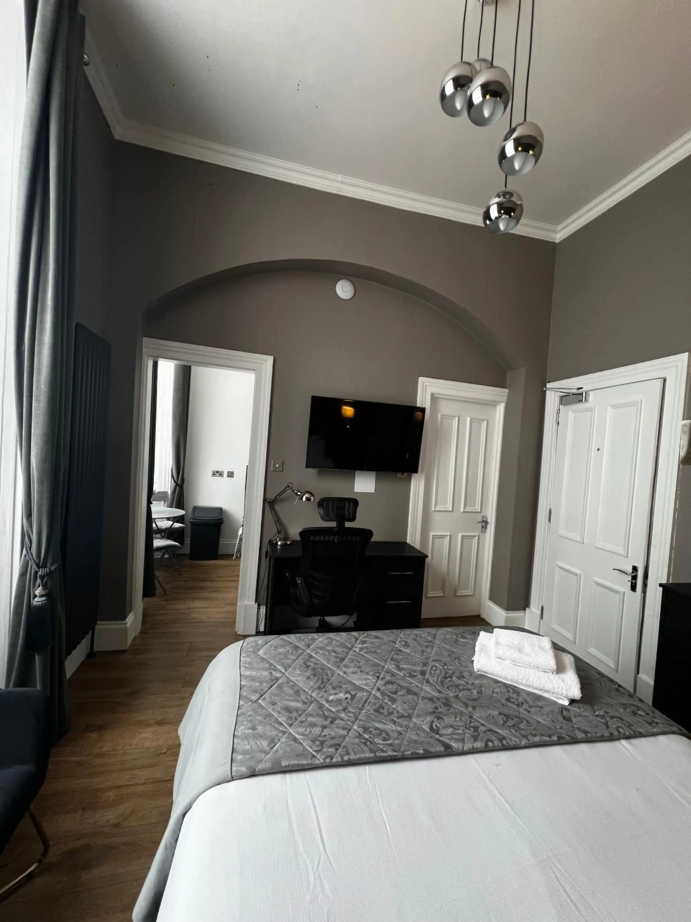Bed in Amani Apartments - Glasgow City Centre