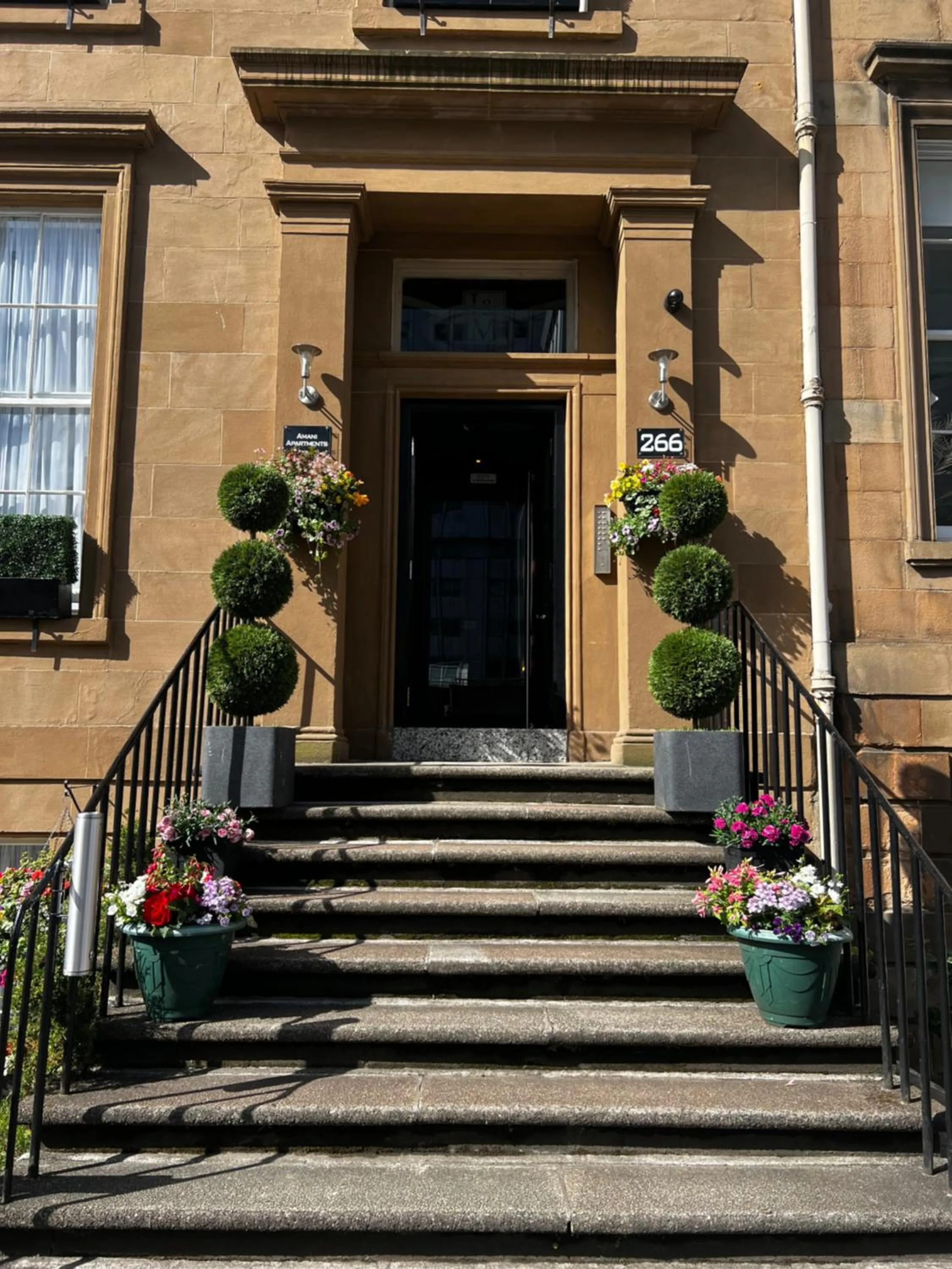 Amani Apartments - Glasgow City Centre