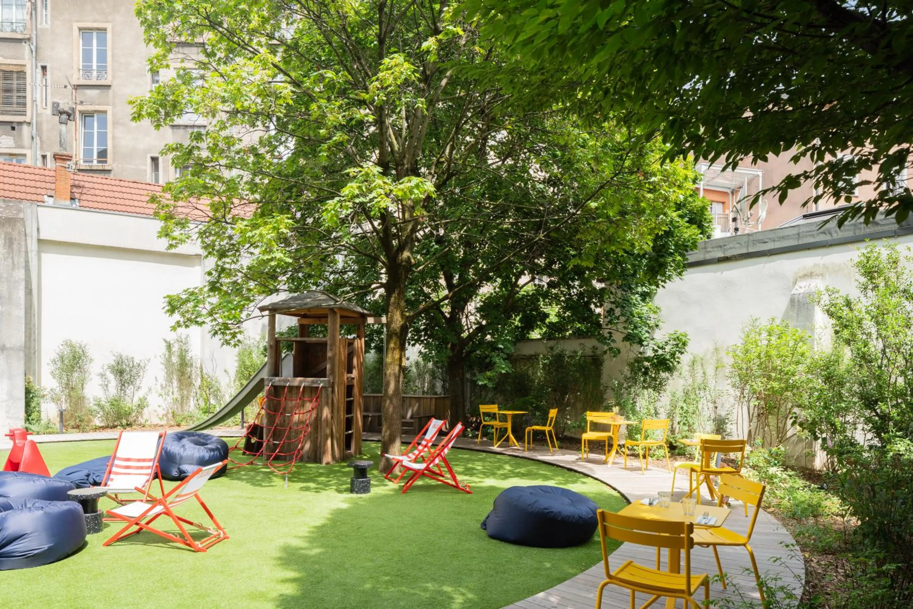 Patio in RockyPop Grenoble Appartements
