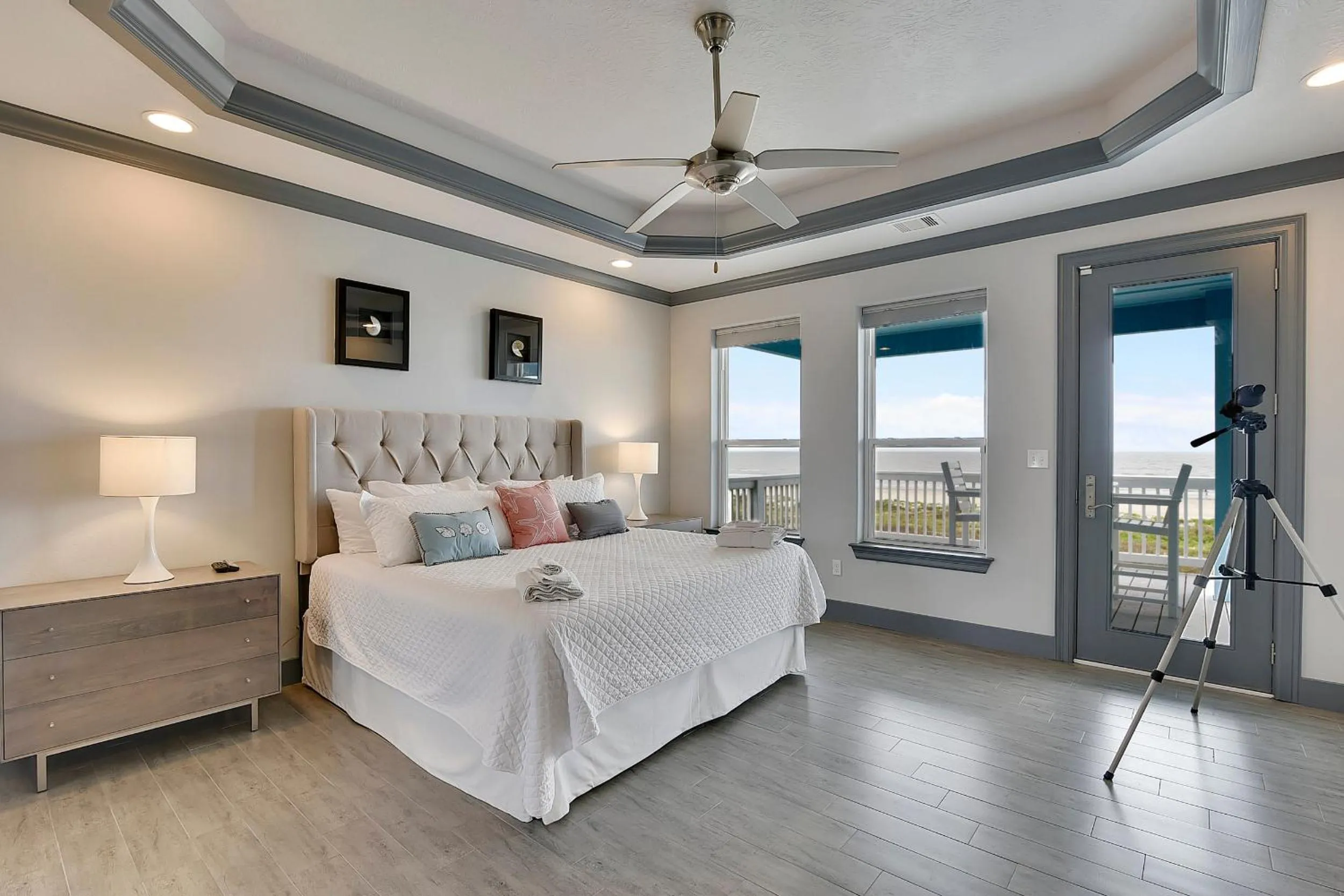 Bedroom, Bed in Honu Beachfront by Ryson Vacation Rentals