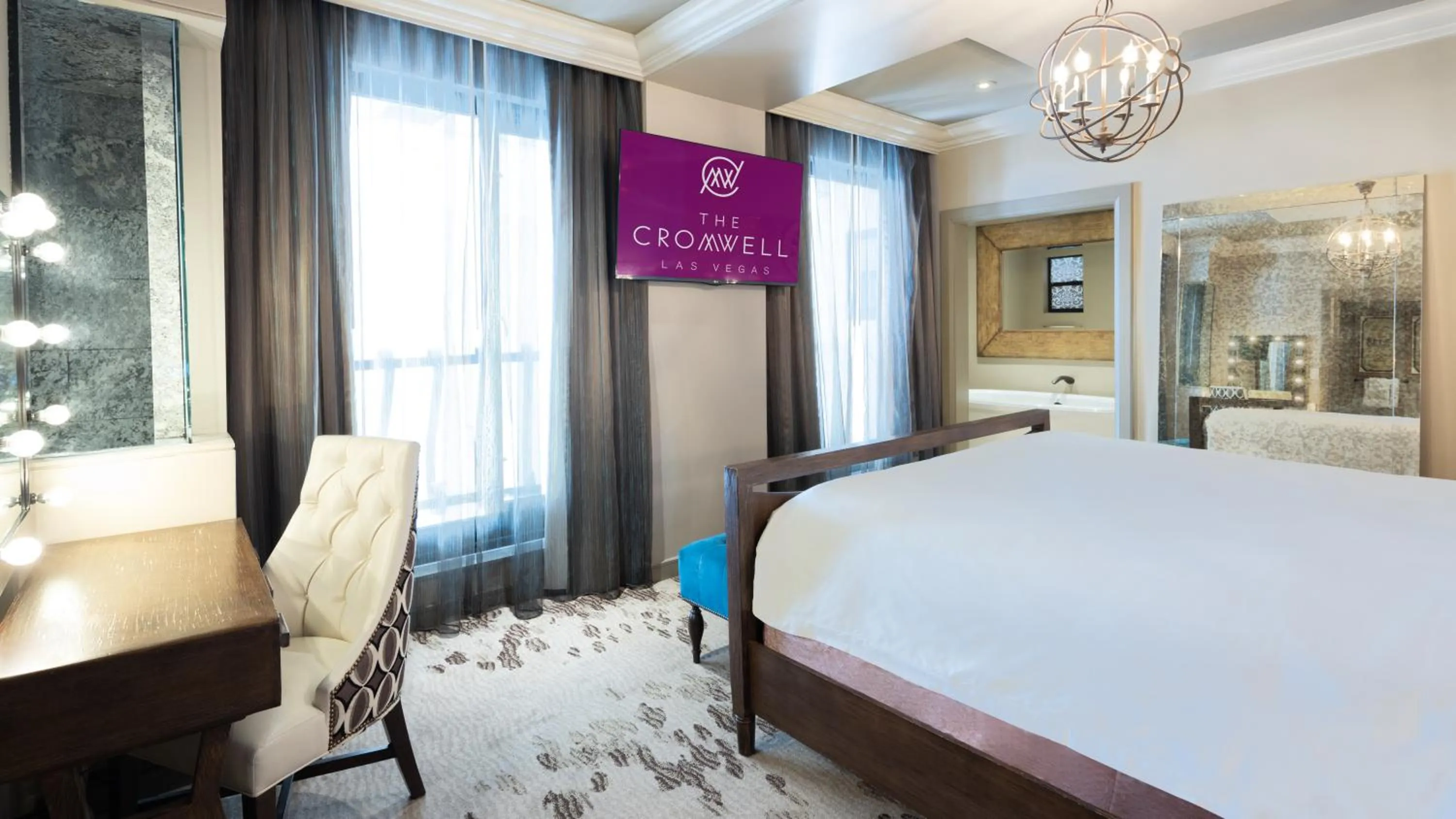 Bed in The Cromwell, A Caesars Destination