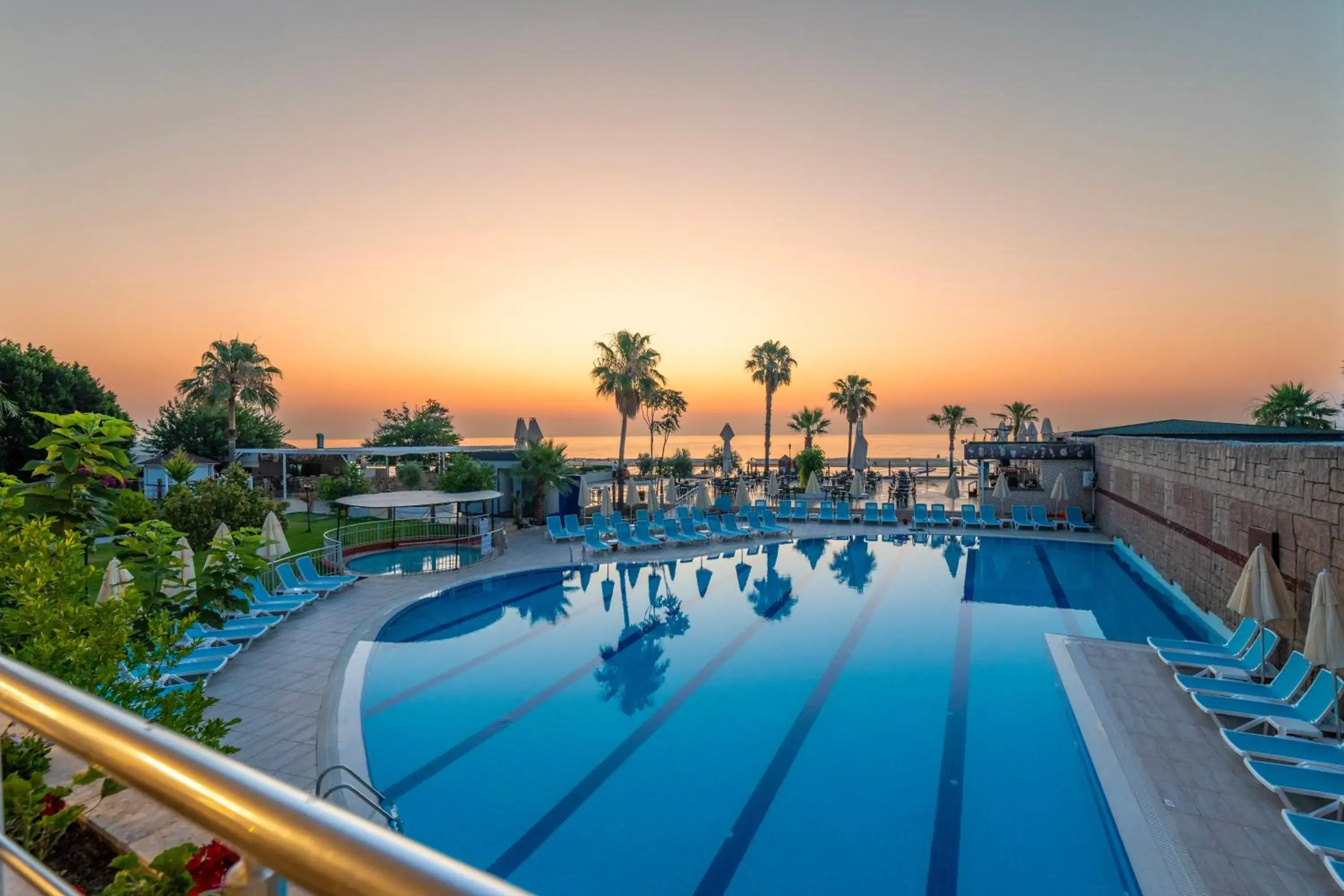 Pool view in Armas Gul Beach Pool view in Armas Gul Beach