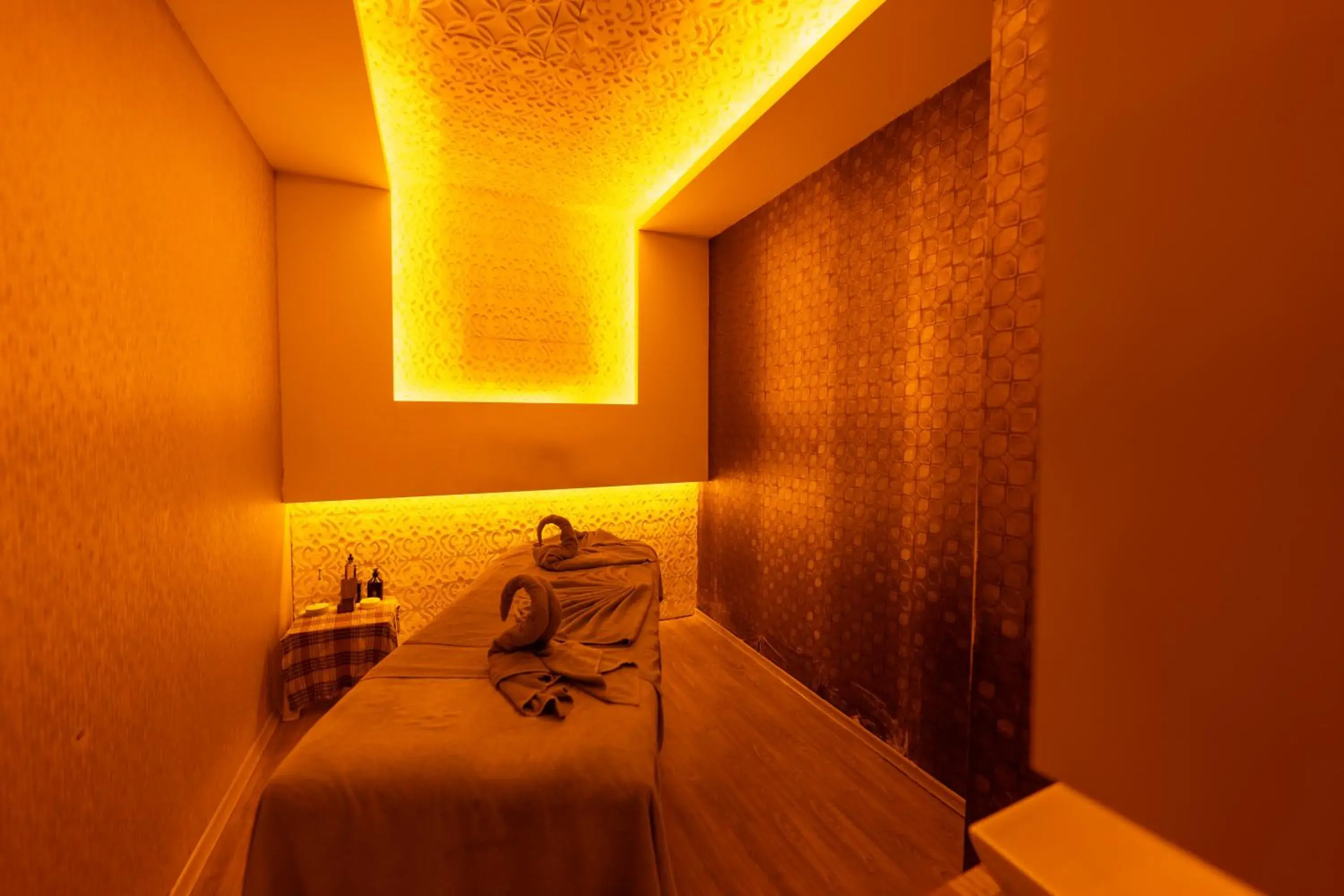 Massage, Bed in Armas Gul Beach Massage, Bed in Armas Gul Beach