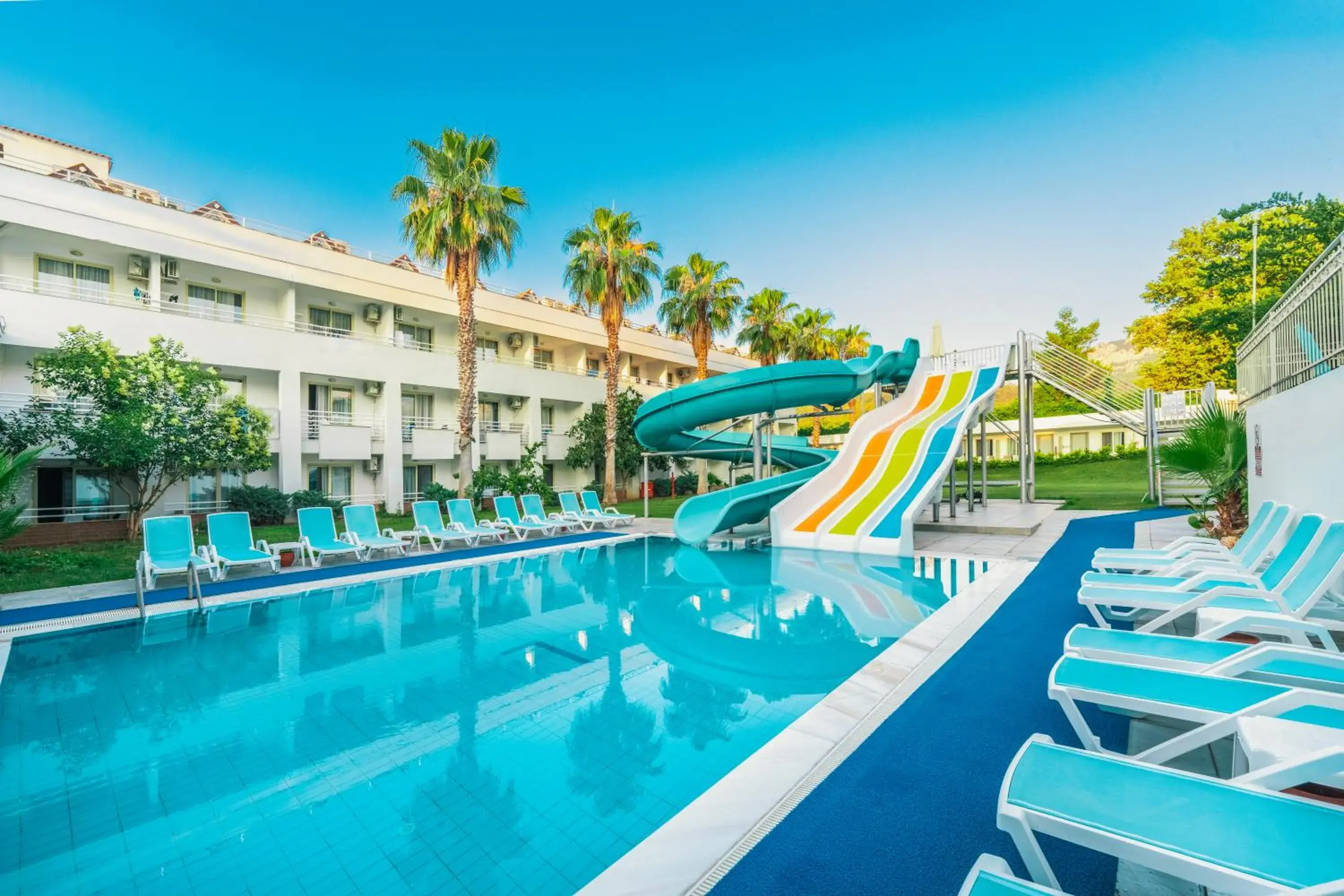 Pool view in Armas Gul Beach Pool view in Armas Gul Beach