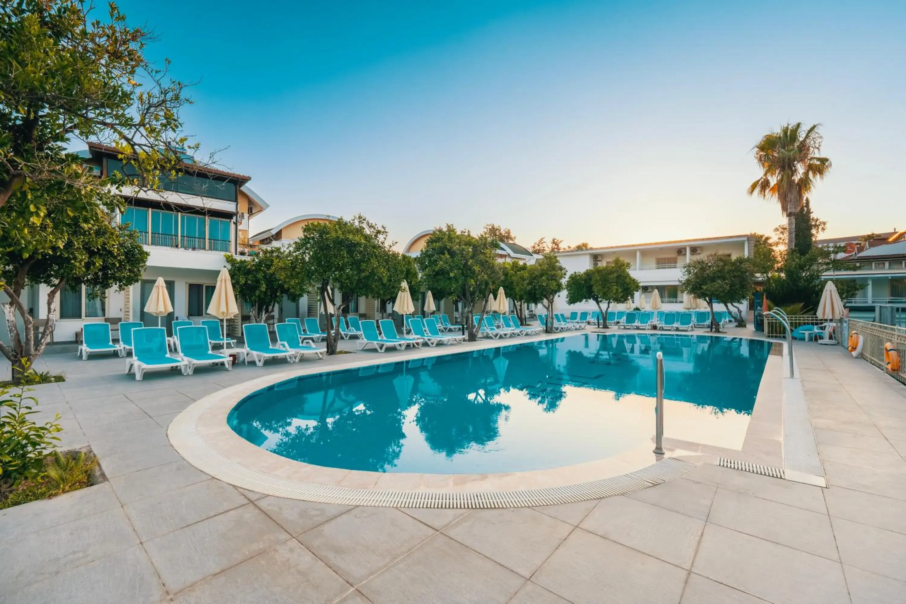 Swimming pool in Armas Gul Beach Swimming pool in Armas Gul Beach