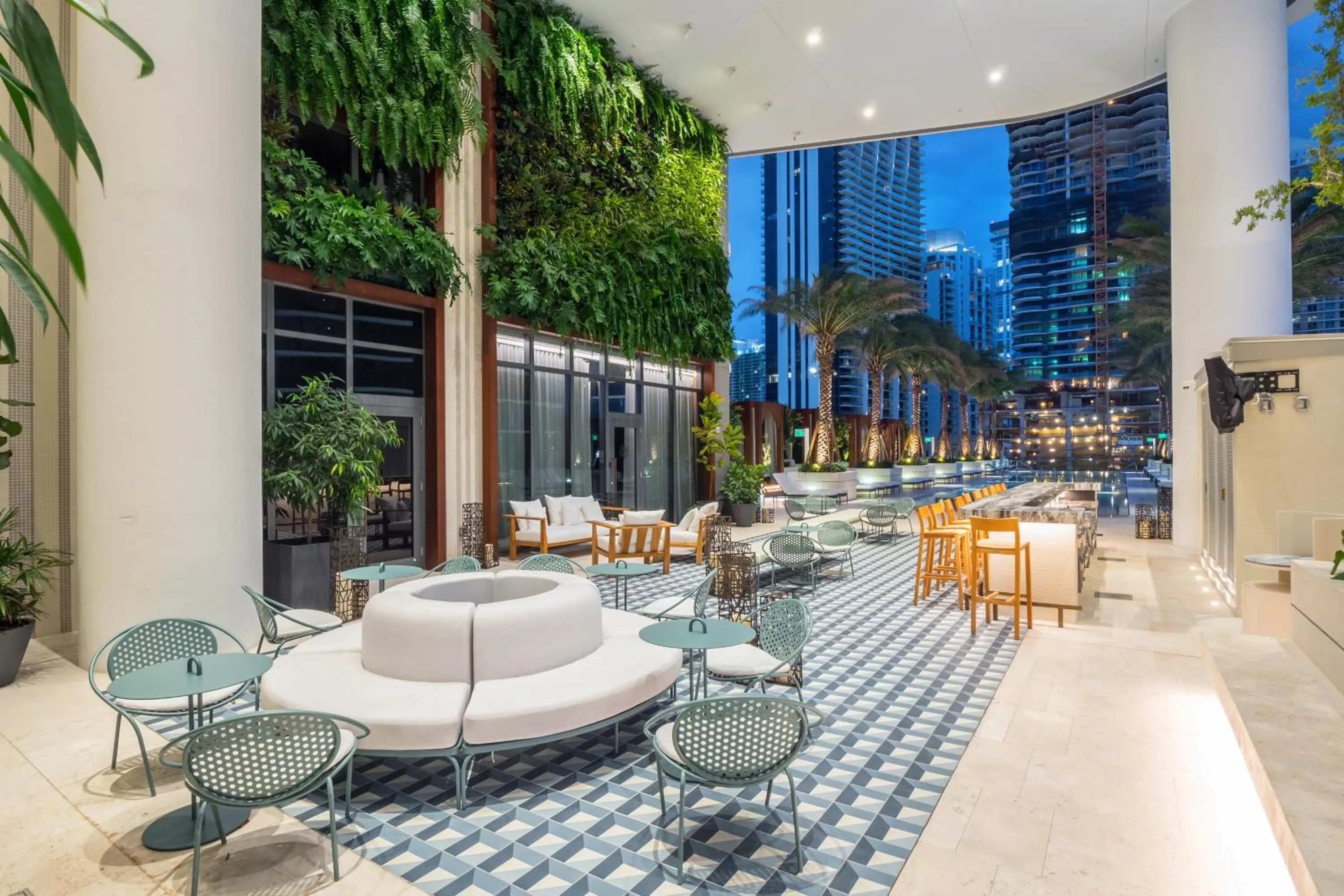 Balcony/Terrace in Suites at SLS Lux Brickell managed by CE