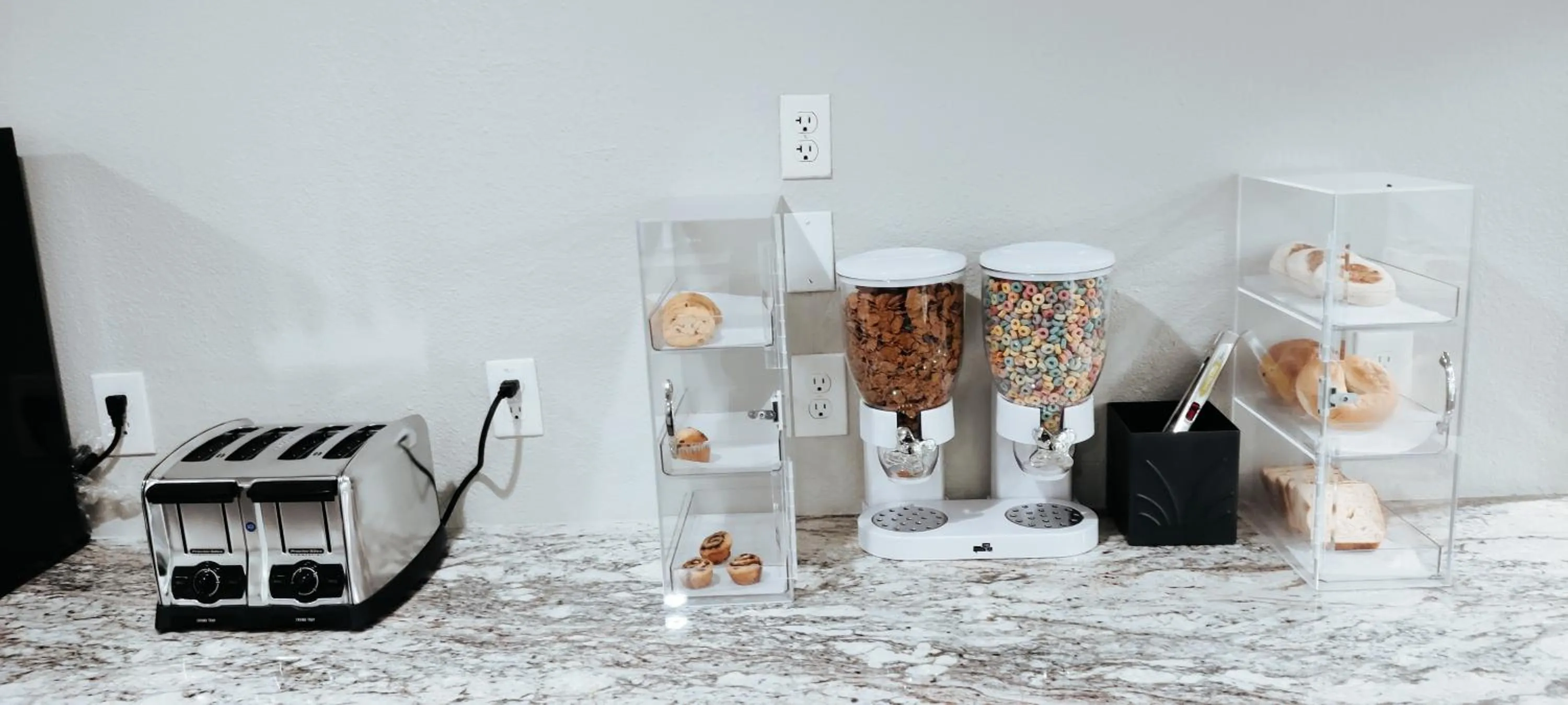 Breakfast in Crystal Inn