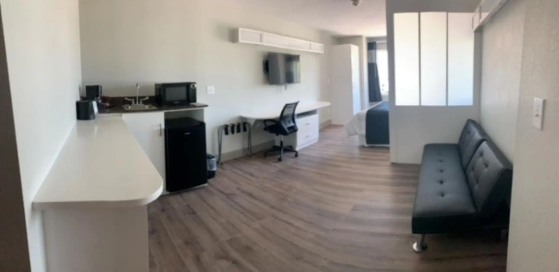 Seating area in Crystal Inn