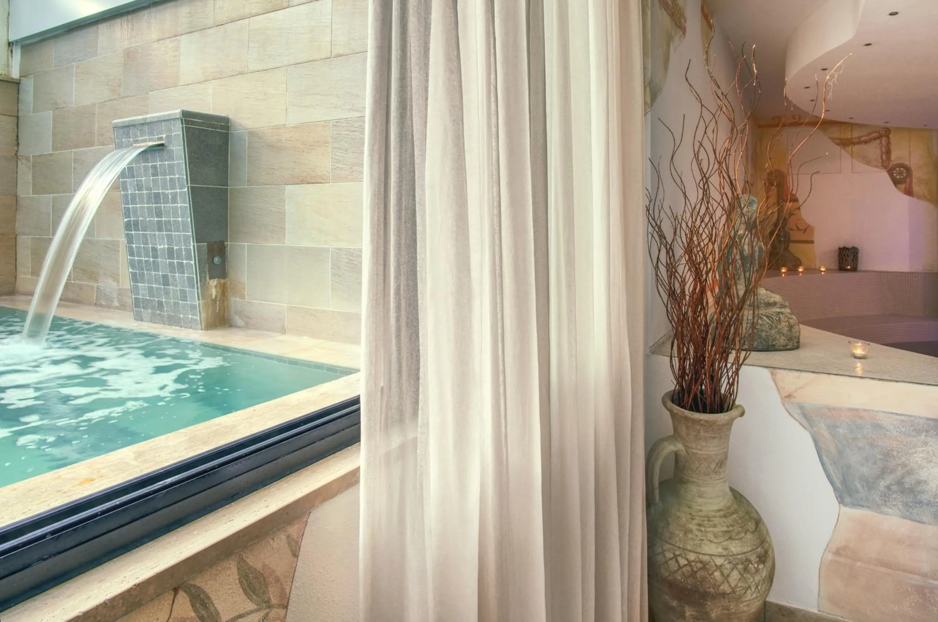 Spa and wellness centre/facilities in Hotel Caesar Residence & SPA