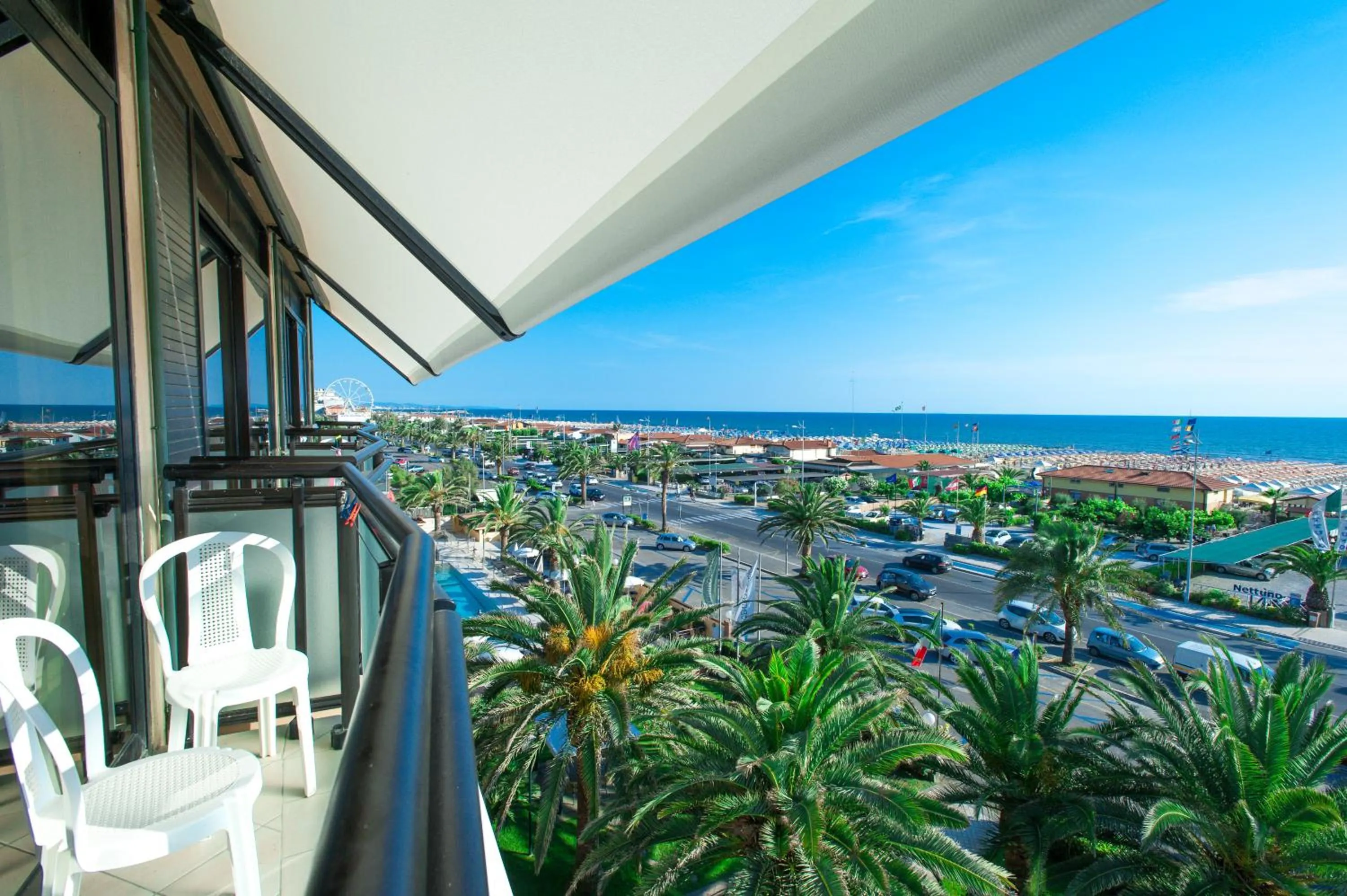 Balcony/Terrace in Hotel Caesar Residence & SPA