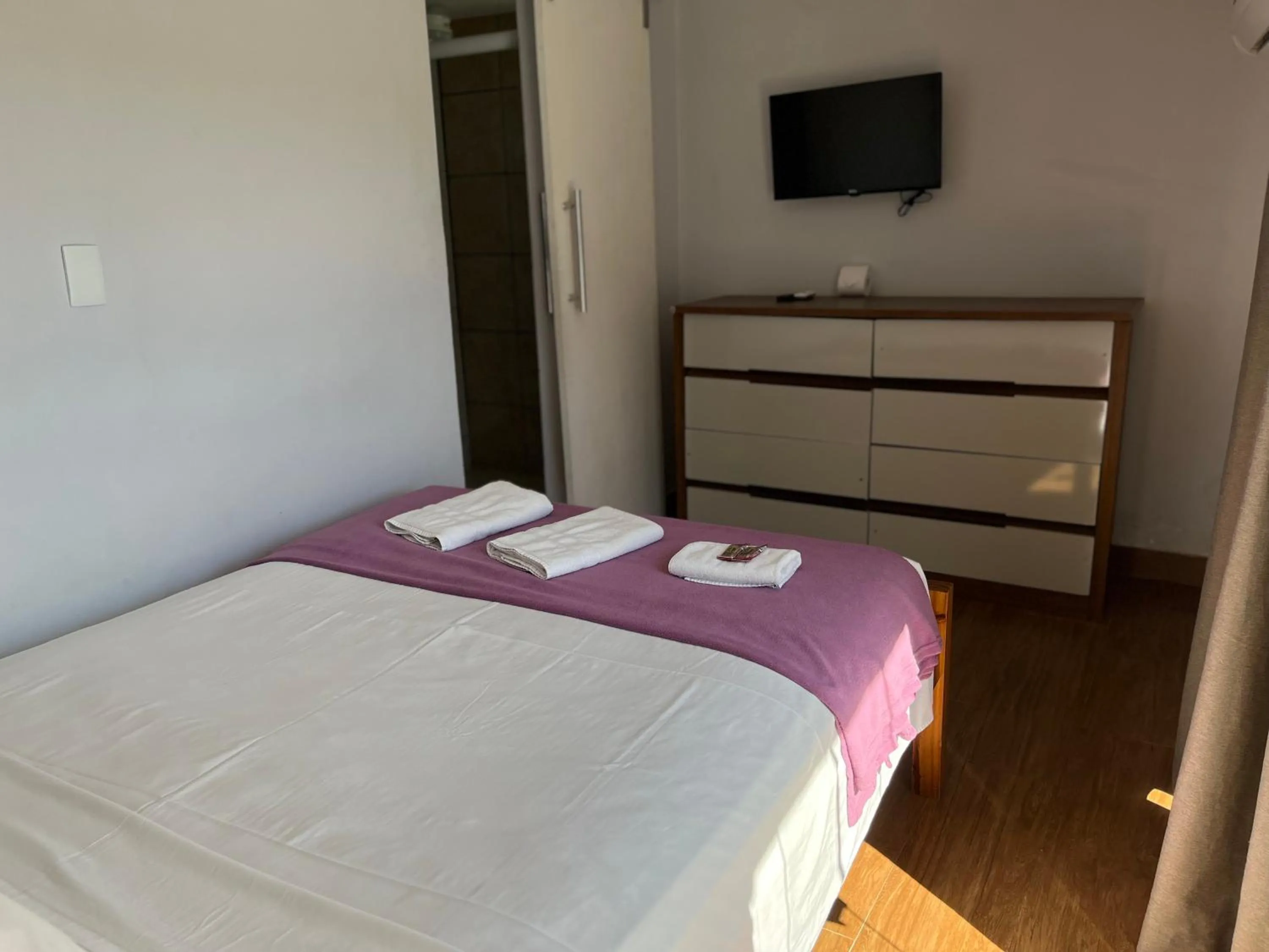 TV and multimedia, Bed in Pousada Vila Appia