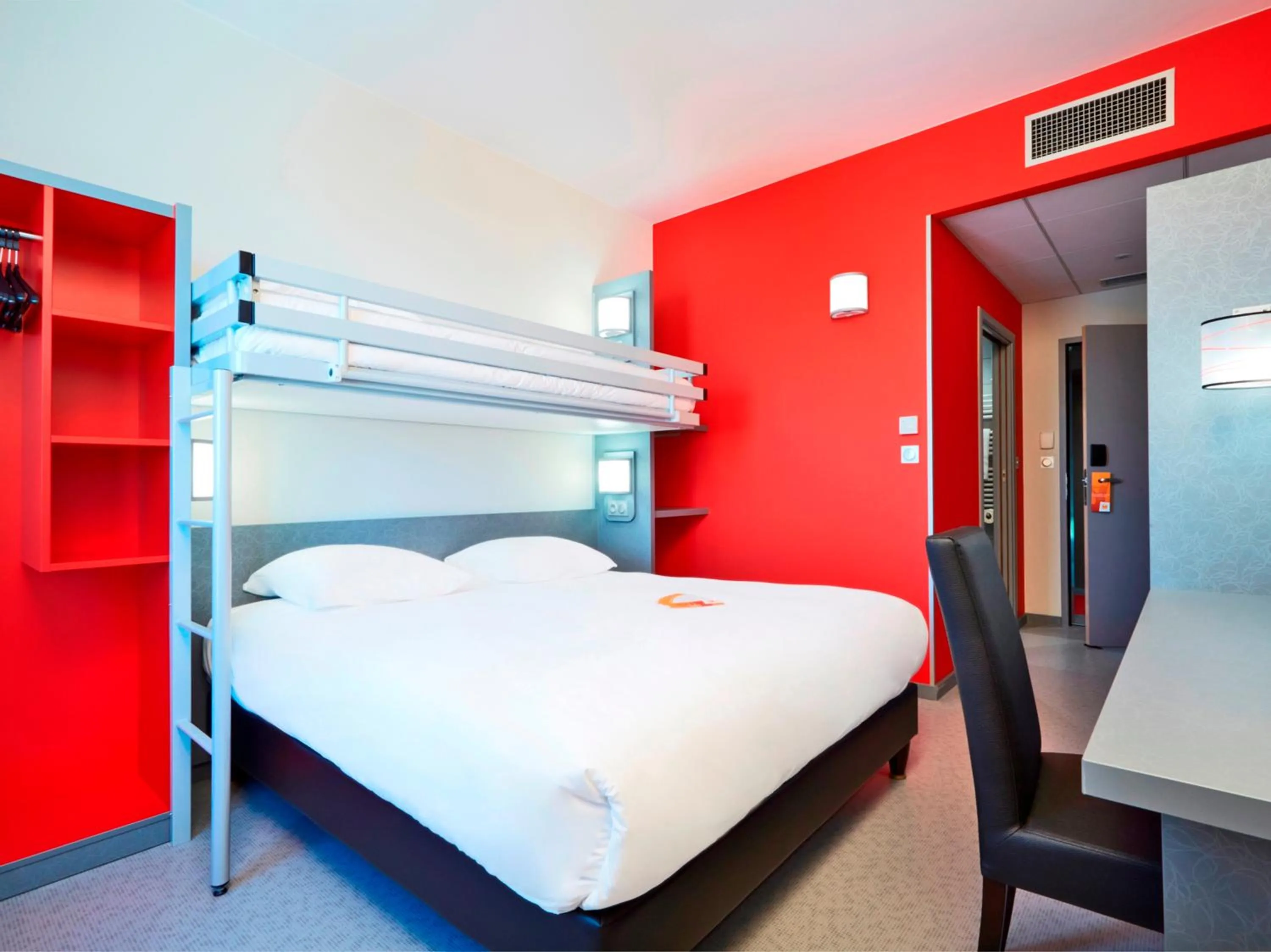 Bed, Bunk Bed in Première Classe Lyon - Saint Priest Eurexpo