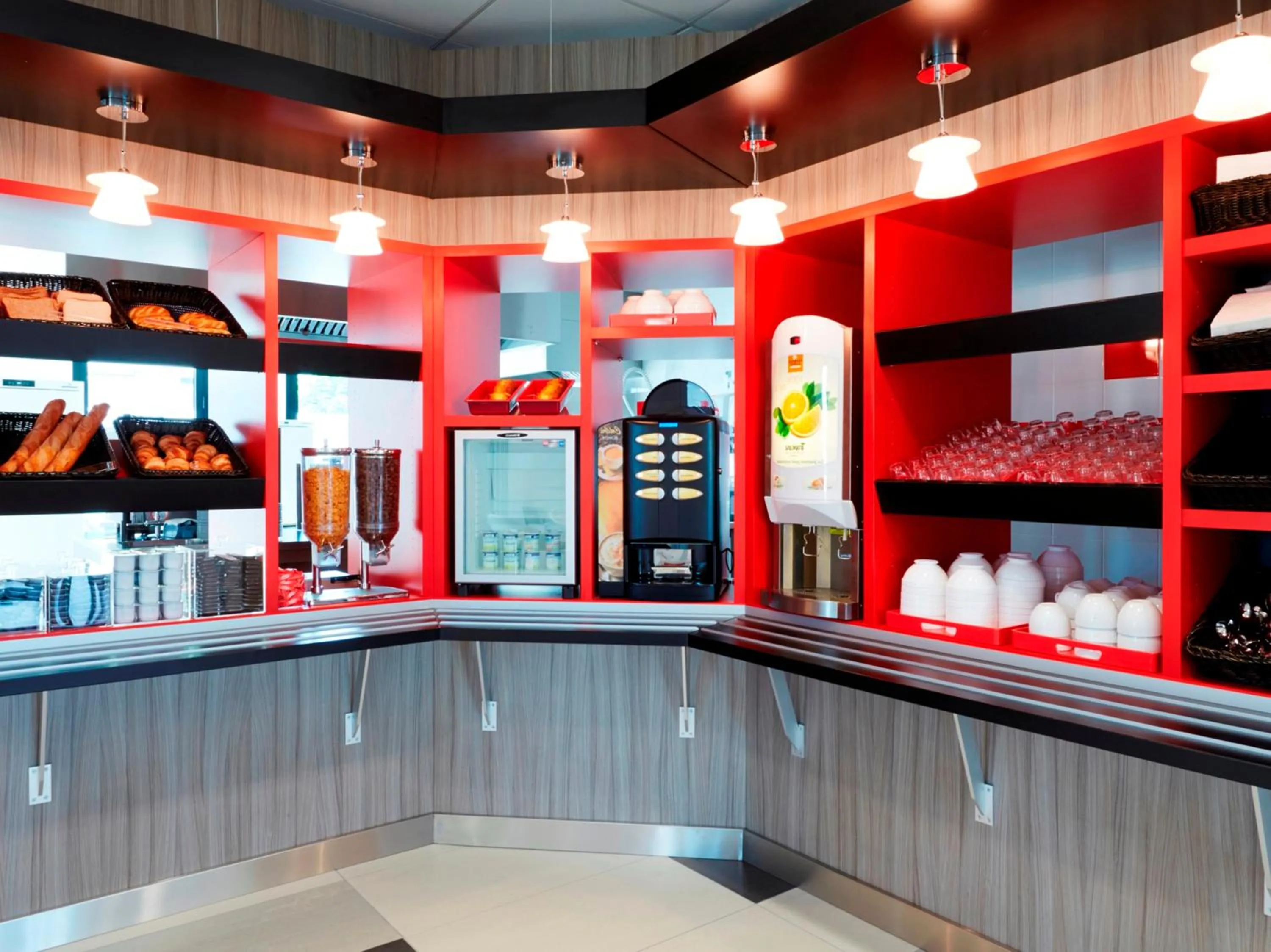 Buffet breakfast in Première Classe Lyon - Saint Priest Eurexpo