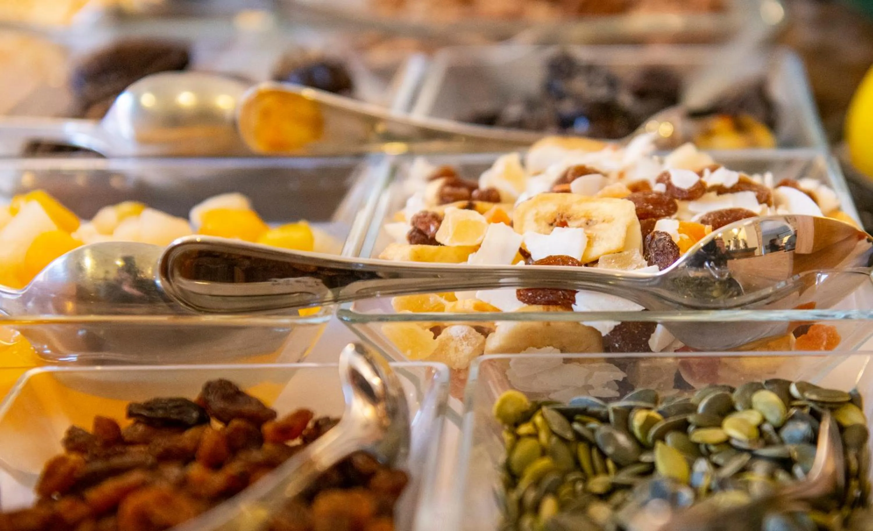 Buffet breakfast in Hotel Al Terra Di Mare