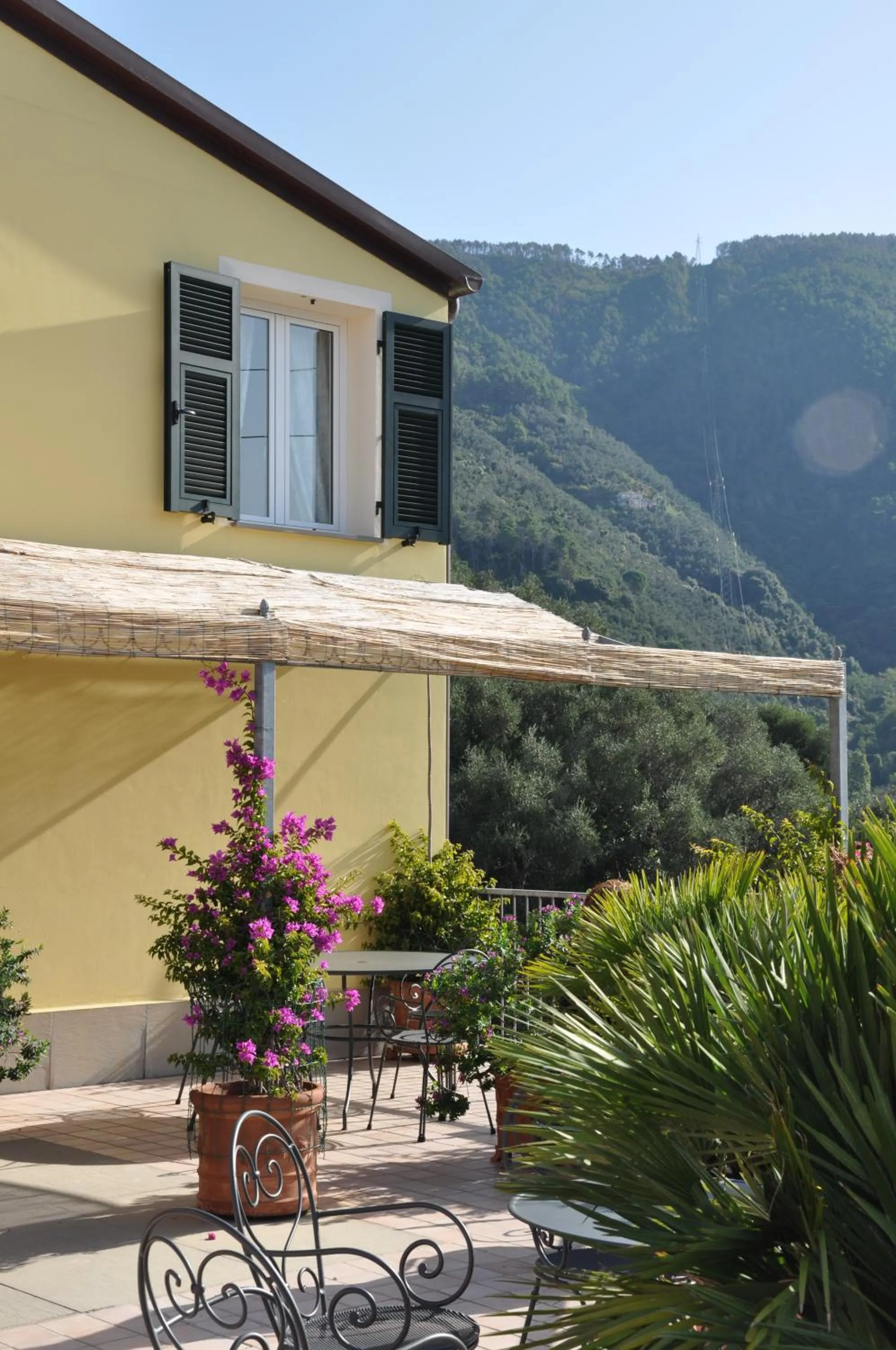 Patio in Hotel Al Terra Di Mare