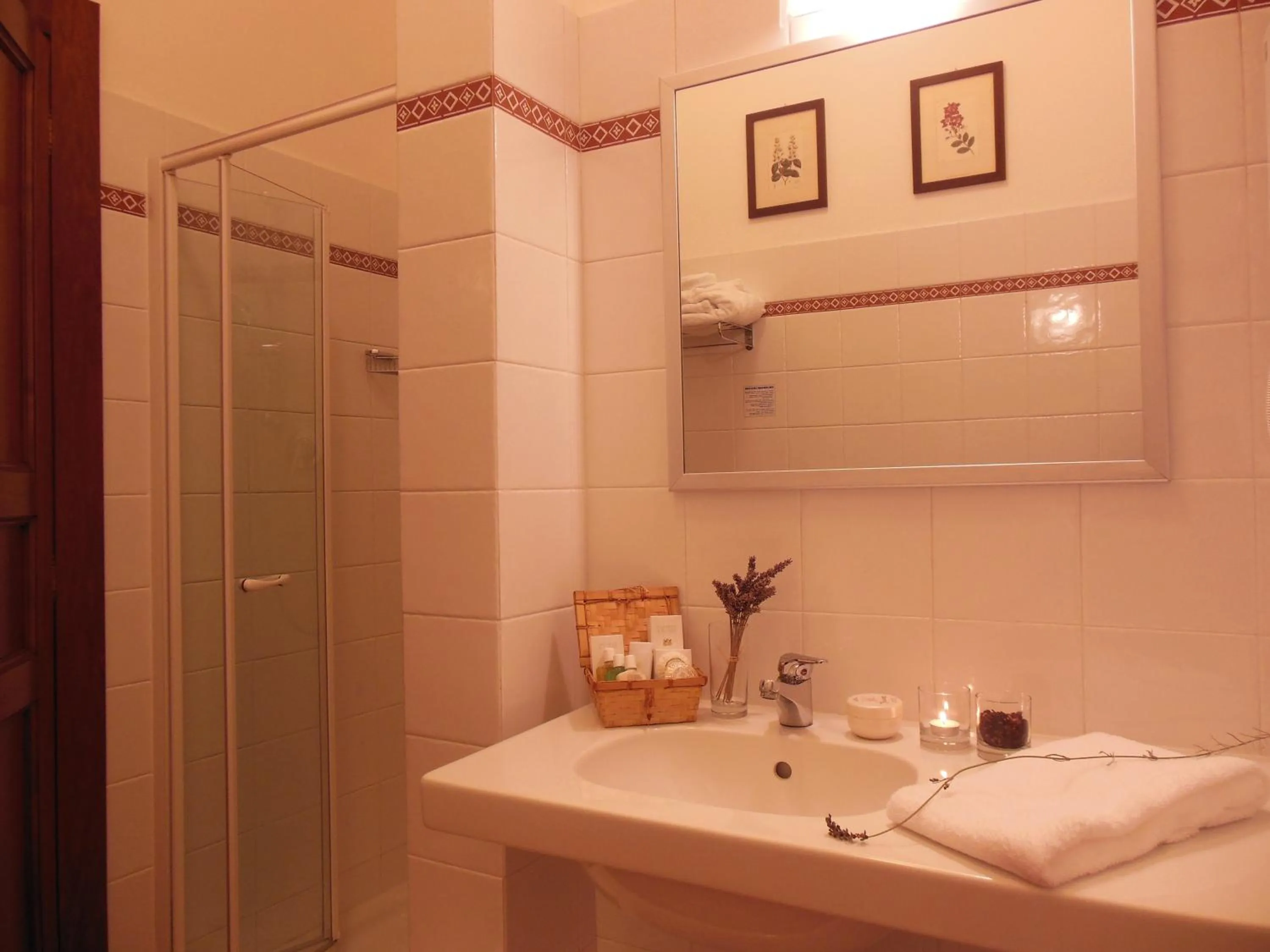 Bathroom in Hotel Al Terra Di Mare