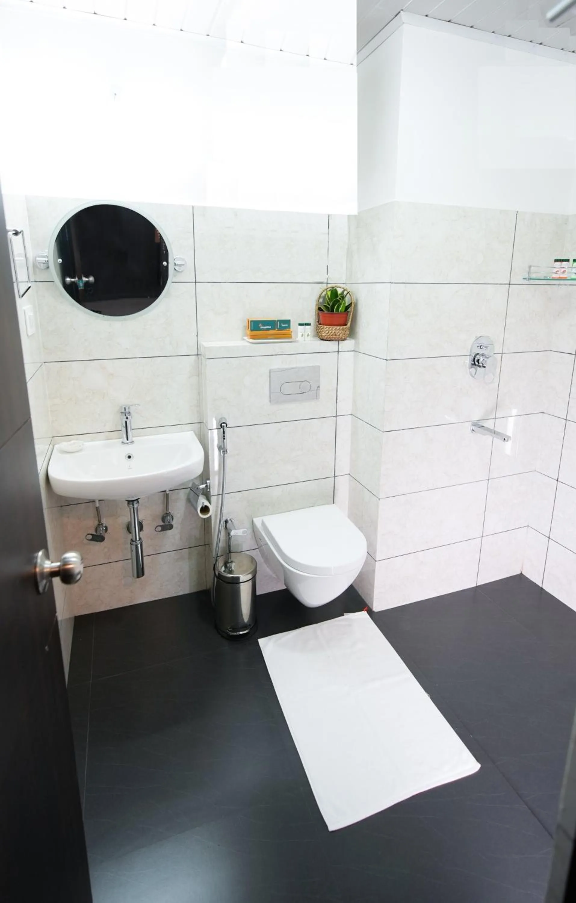 Bathroom in Cilantro Comfort