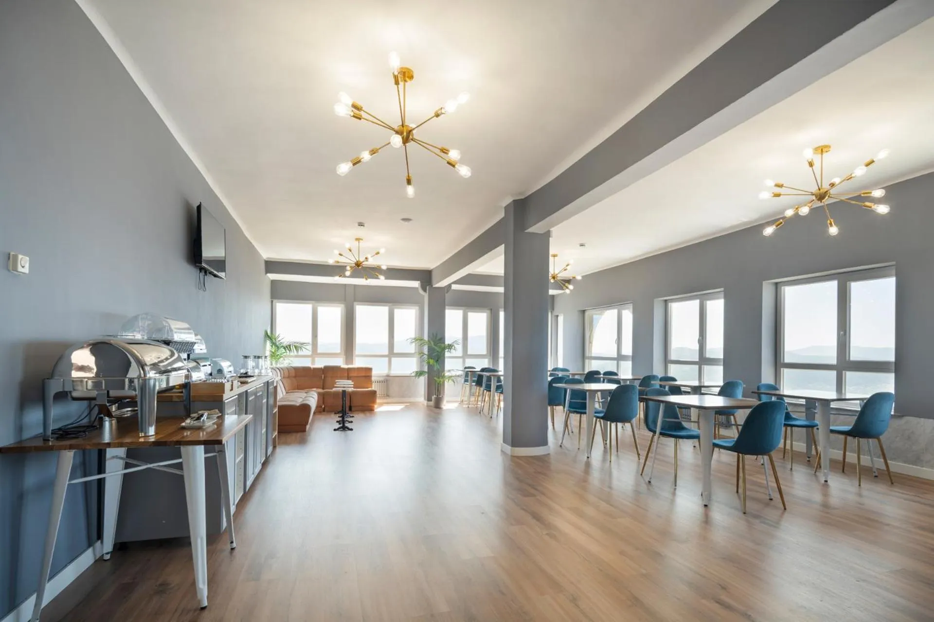 Restaurant/places to eat in Alda Santa Trega