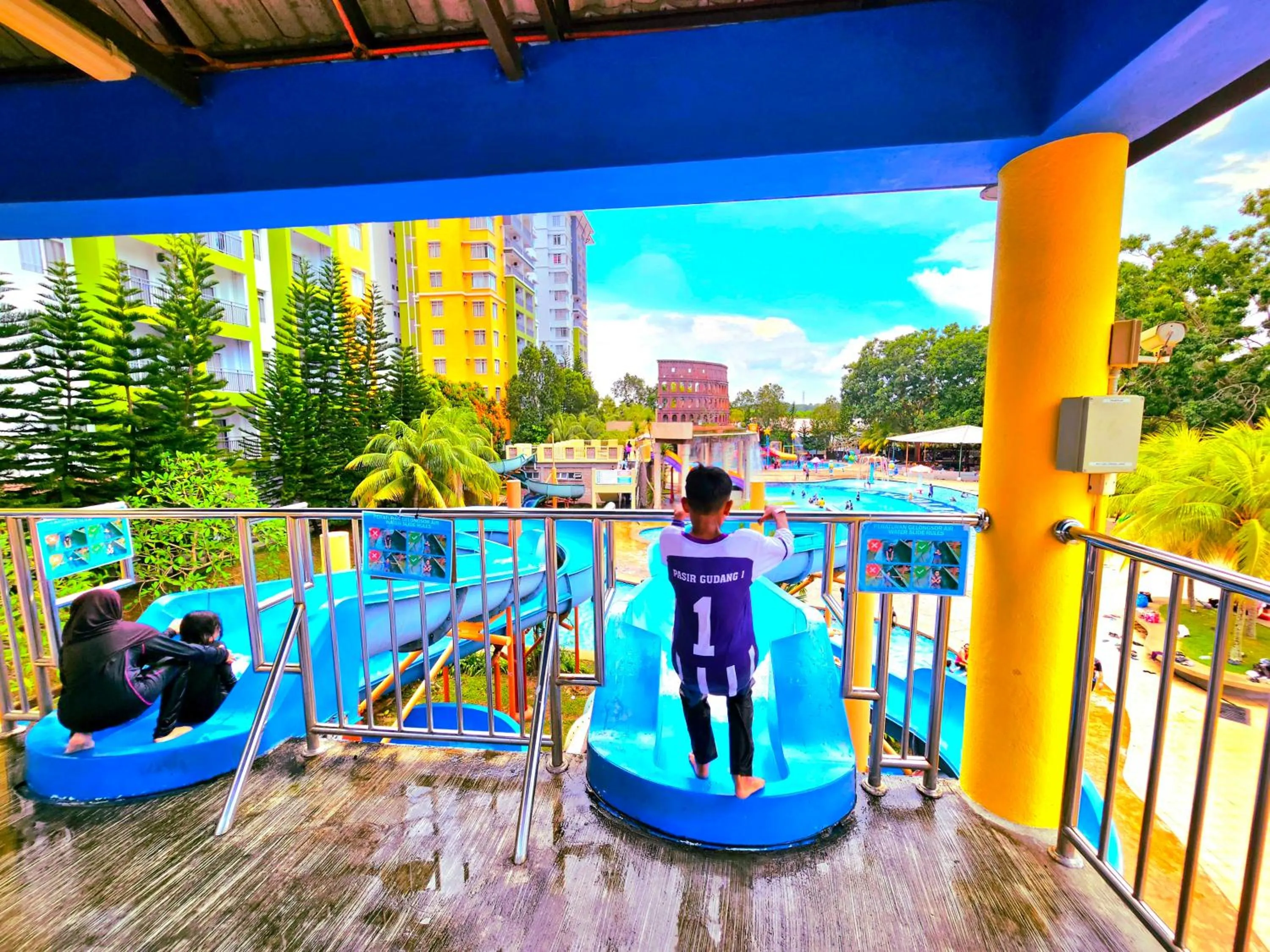 Patio in BY LG Water Themepark Suites Melaka By GGM