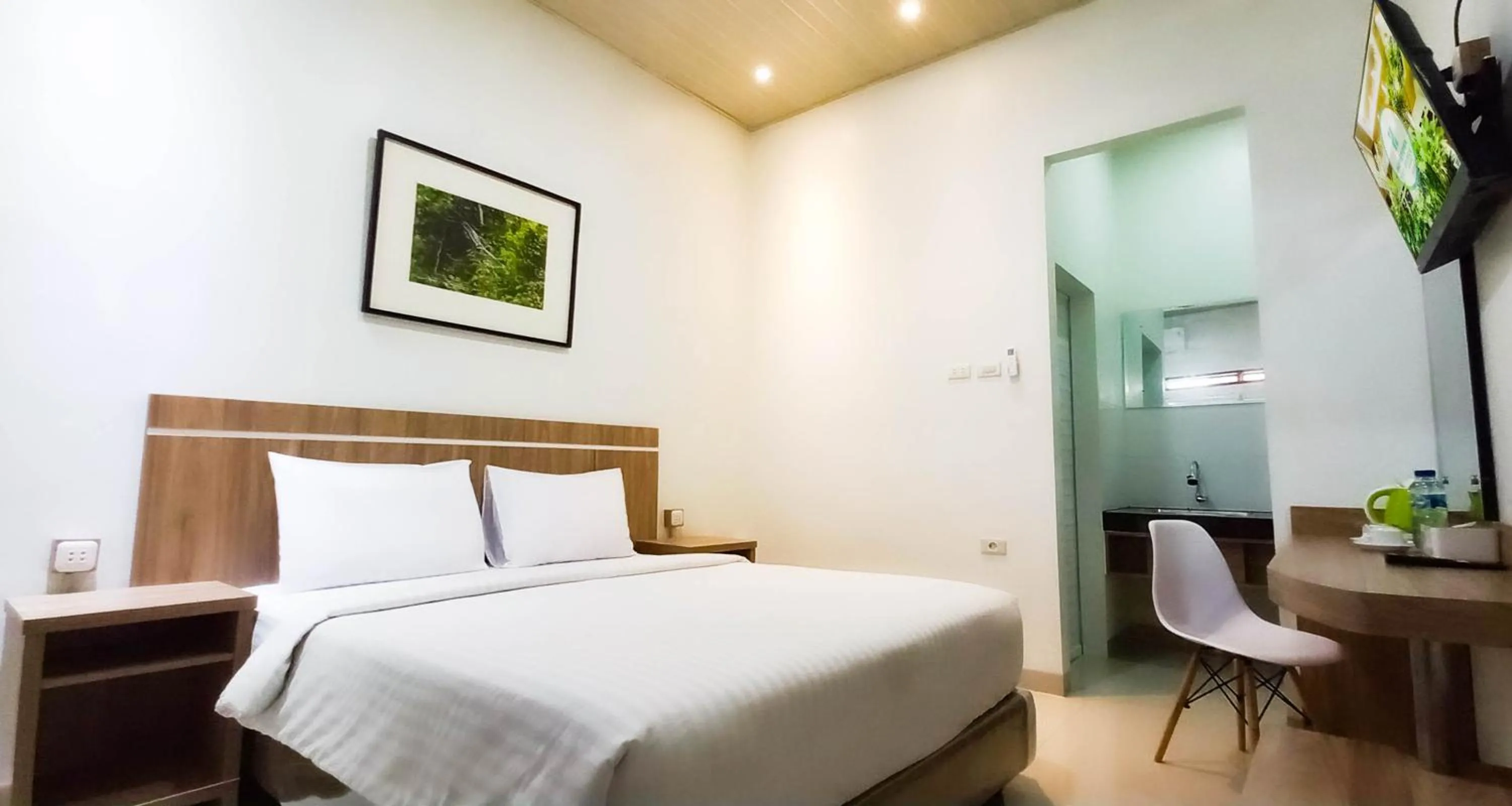 Bedroom, Bed in Hometown Residence