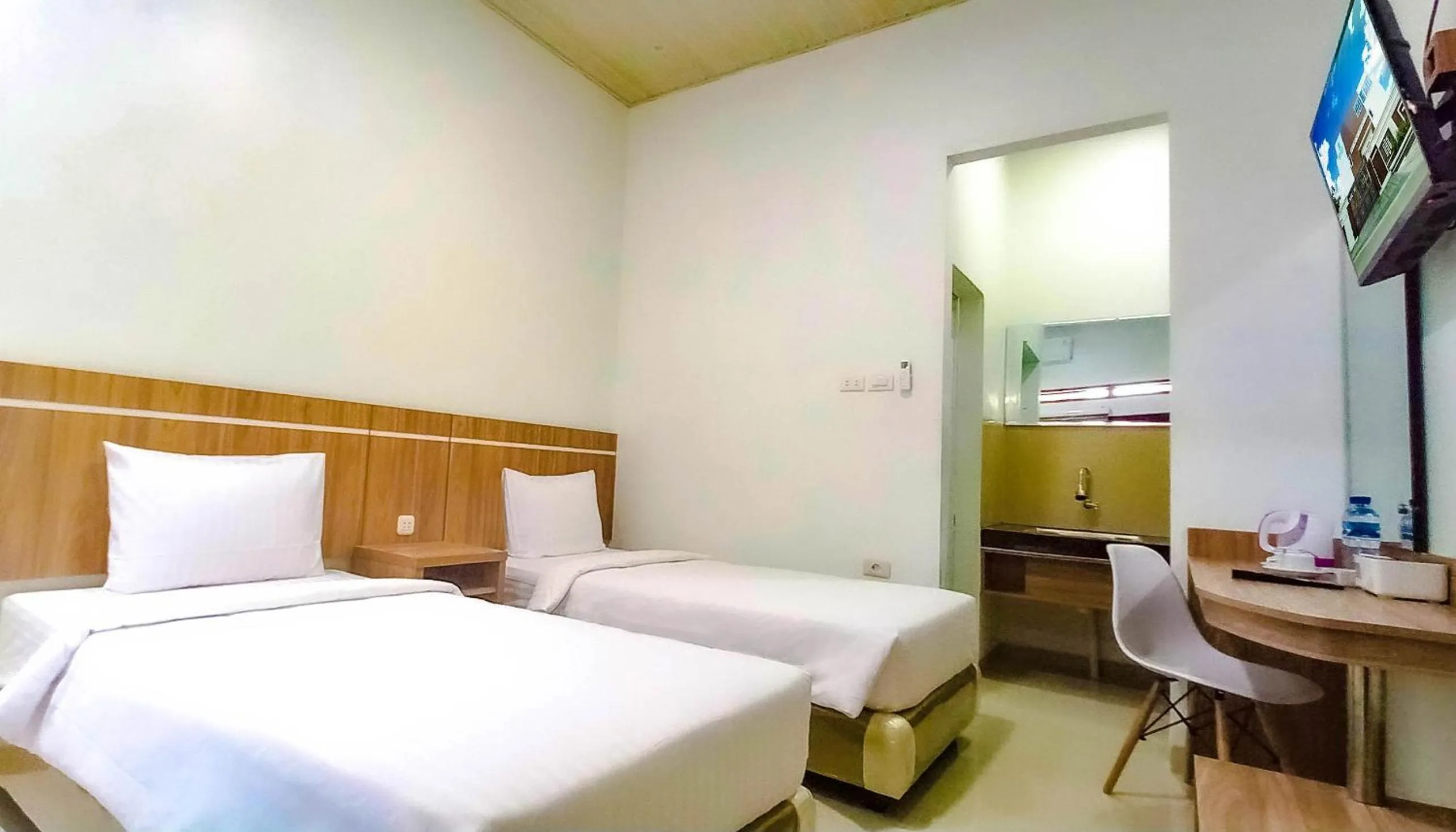 Bedroom, Bed in Hometown Residence