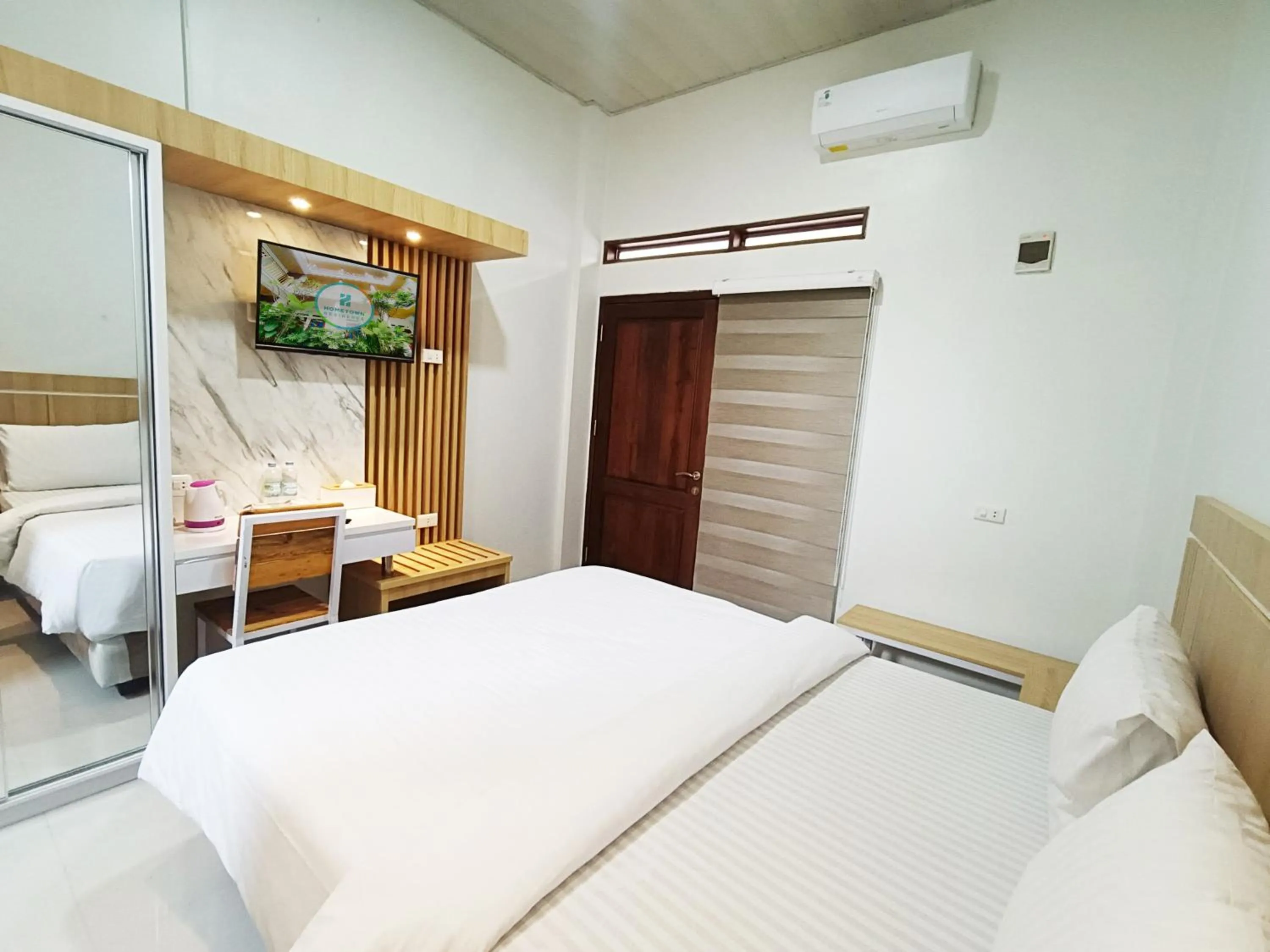 Bedroom, Bed in Hometown Residence