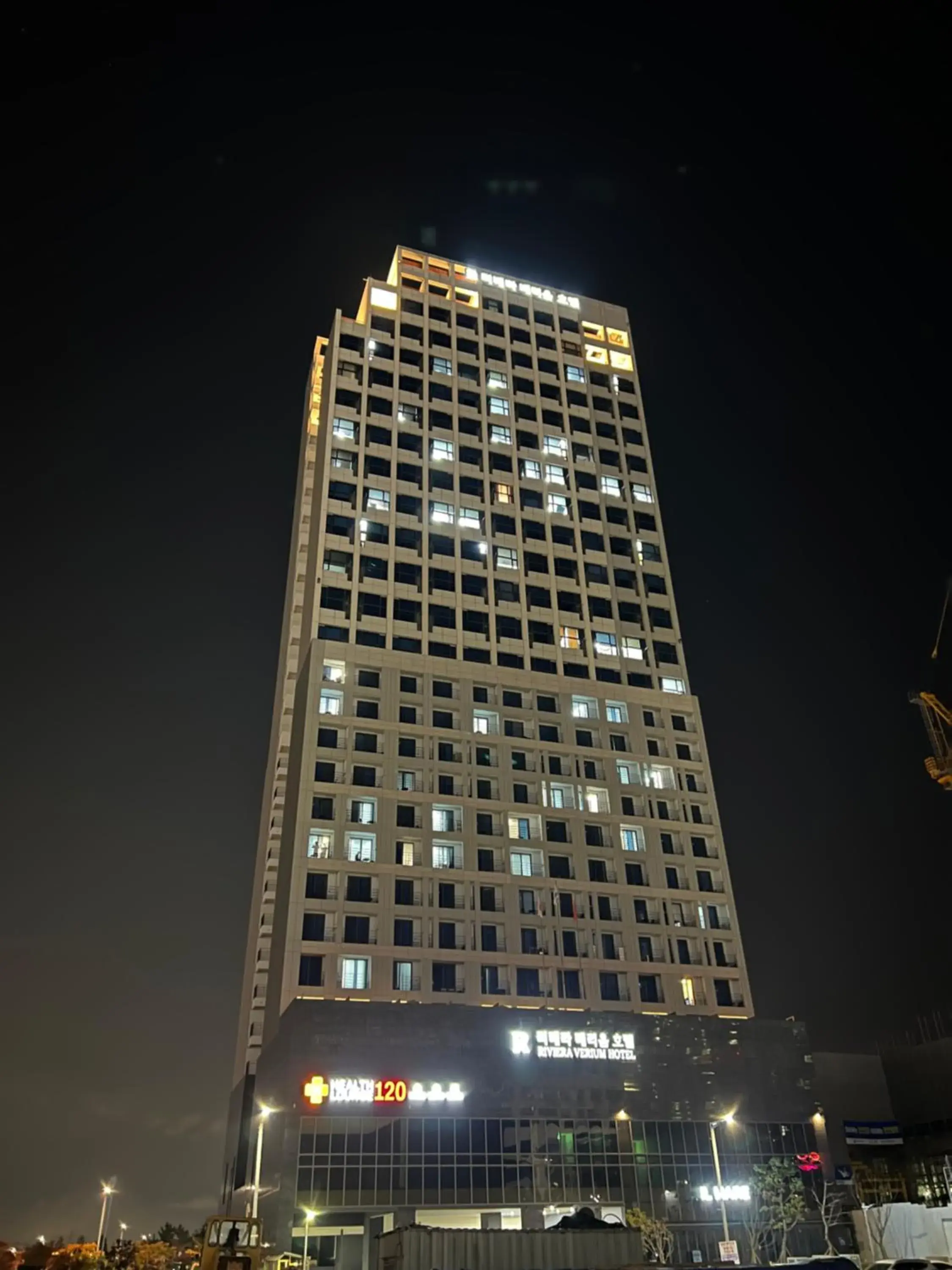 Property building in Incheon Rivieraverium Hotel Property building in Incheon Rivieraverium Hotel