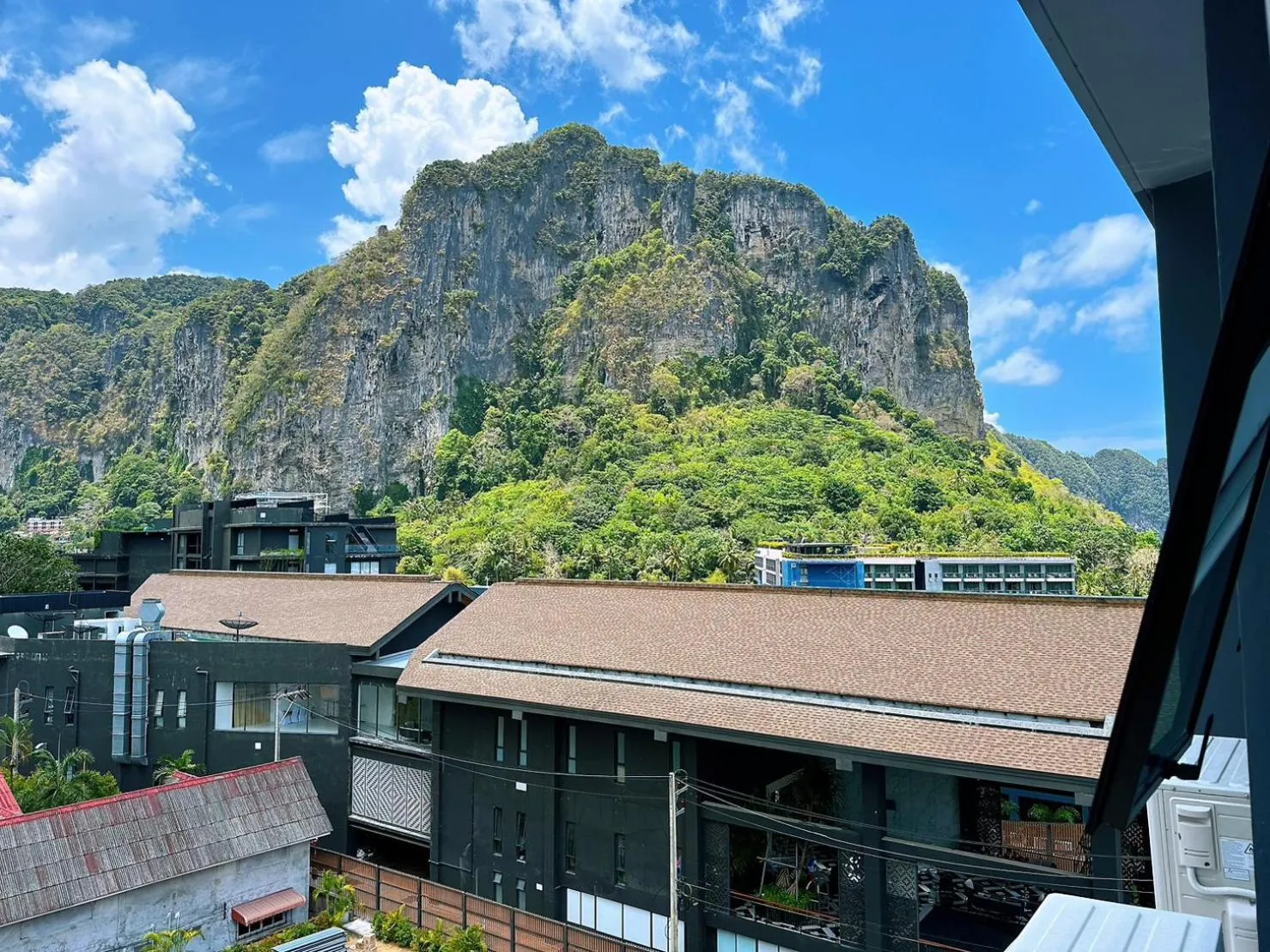 Day in Machorat Aonang Resort at Aonang Beach Krabi