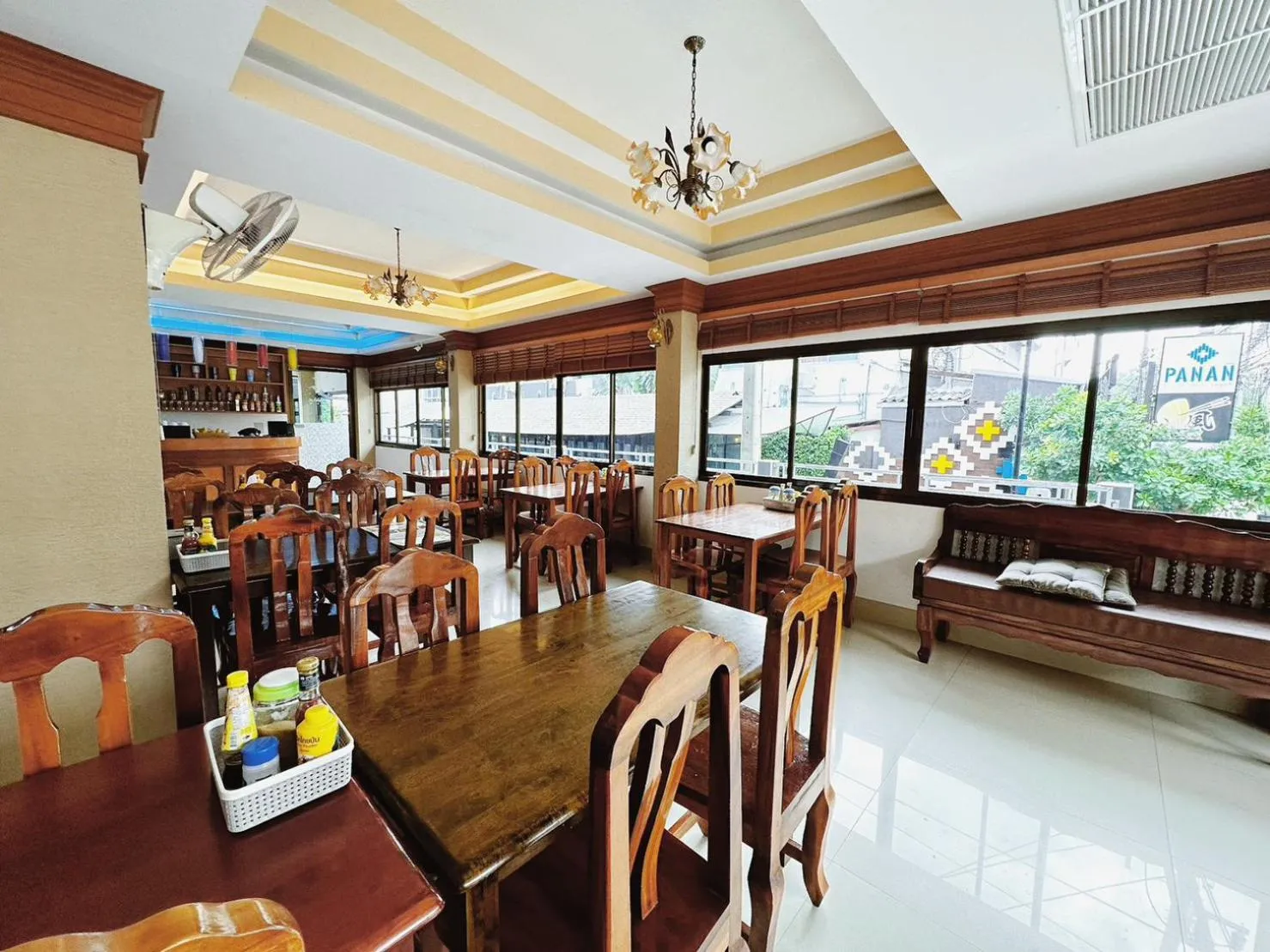 Restaurant/places to eat in Machorat Aonang Resort at Aonang Beach Krabi