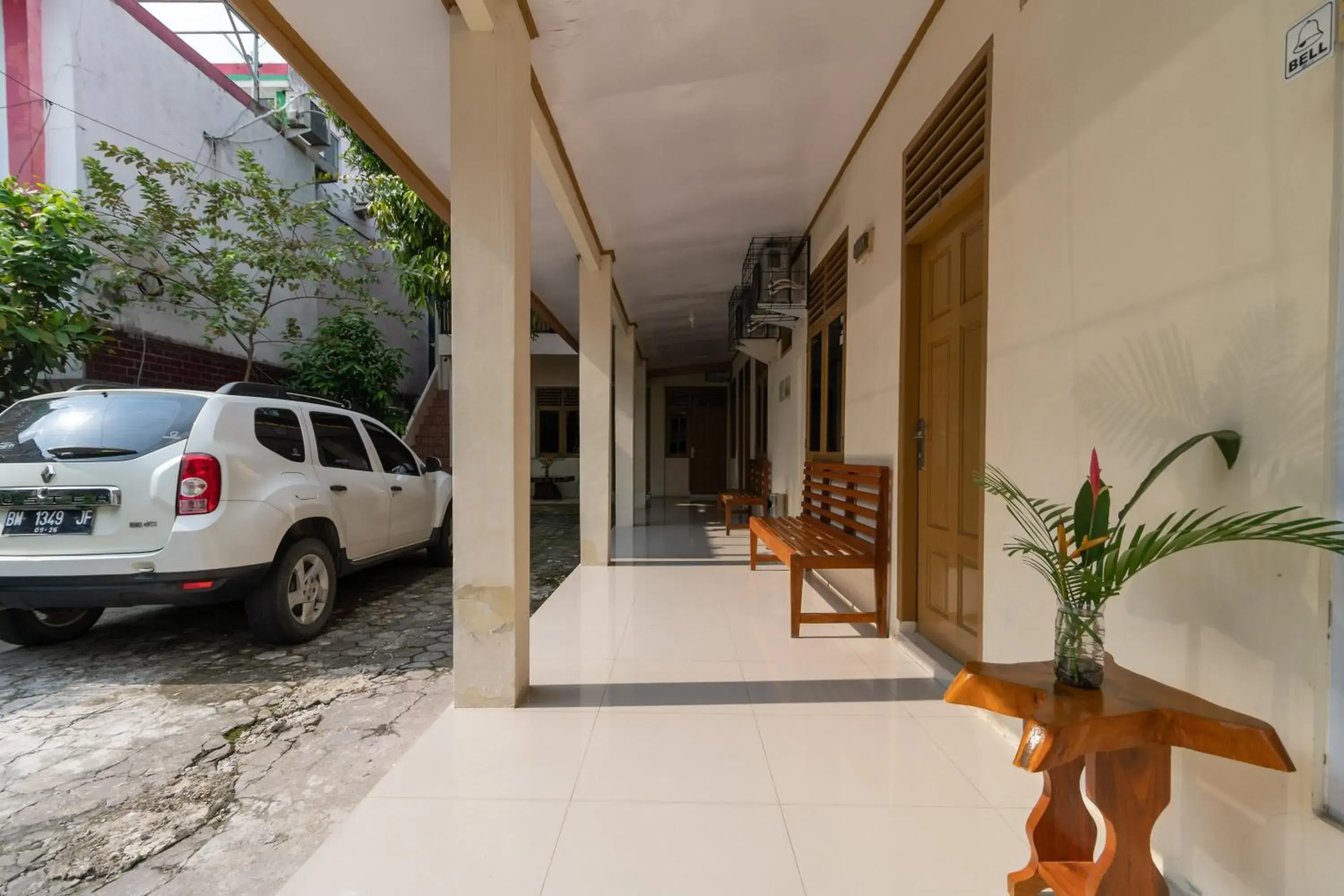 Property building in RedDoorz near RS Awal Bros Sudirman Pekanbaru Property building in RedDoorz near RS Awal Bros Sudirman Pekanbaru