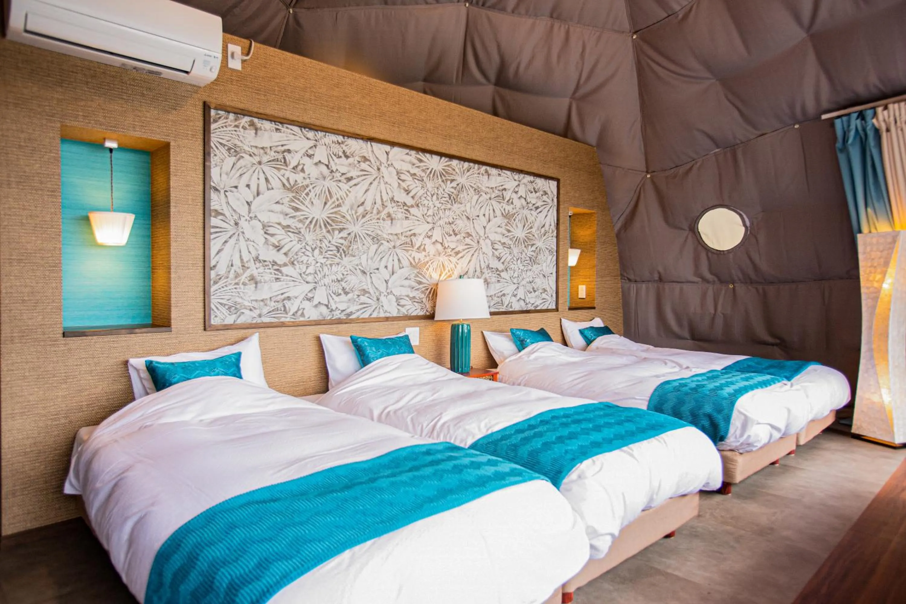 Bed in Mt.Fujiグランピングテラス　嶺乃華