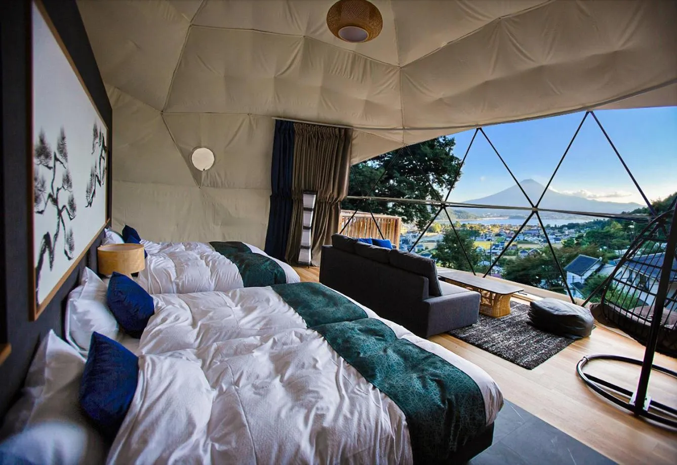 Bed in Mt.Fujiグランピングテラス　嶺乃華
