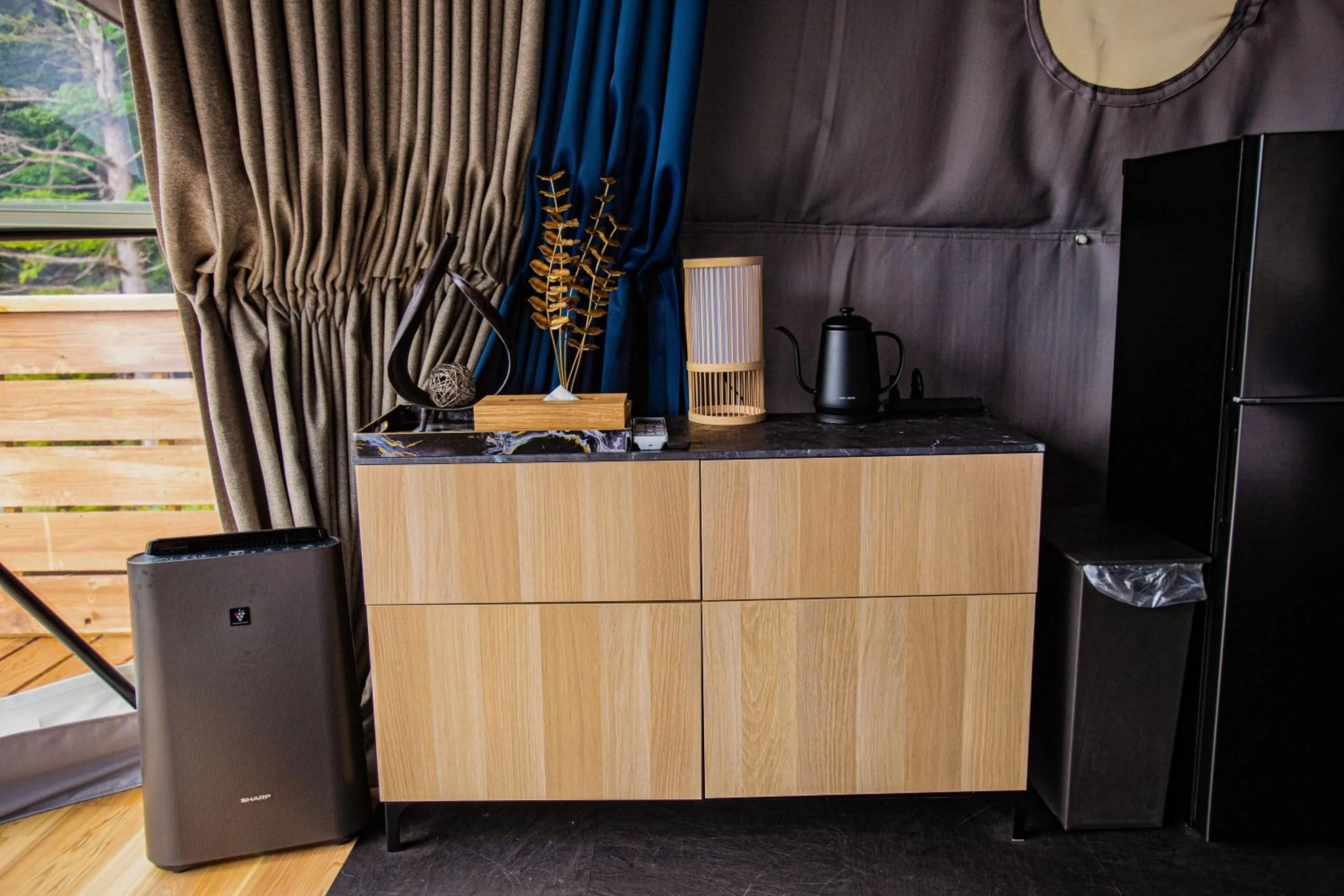 Kitchen or kitchenette in Mt.Fujiグランピングテラス　嶺乃華