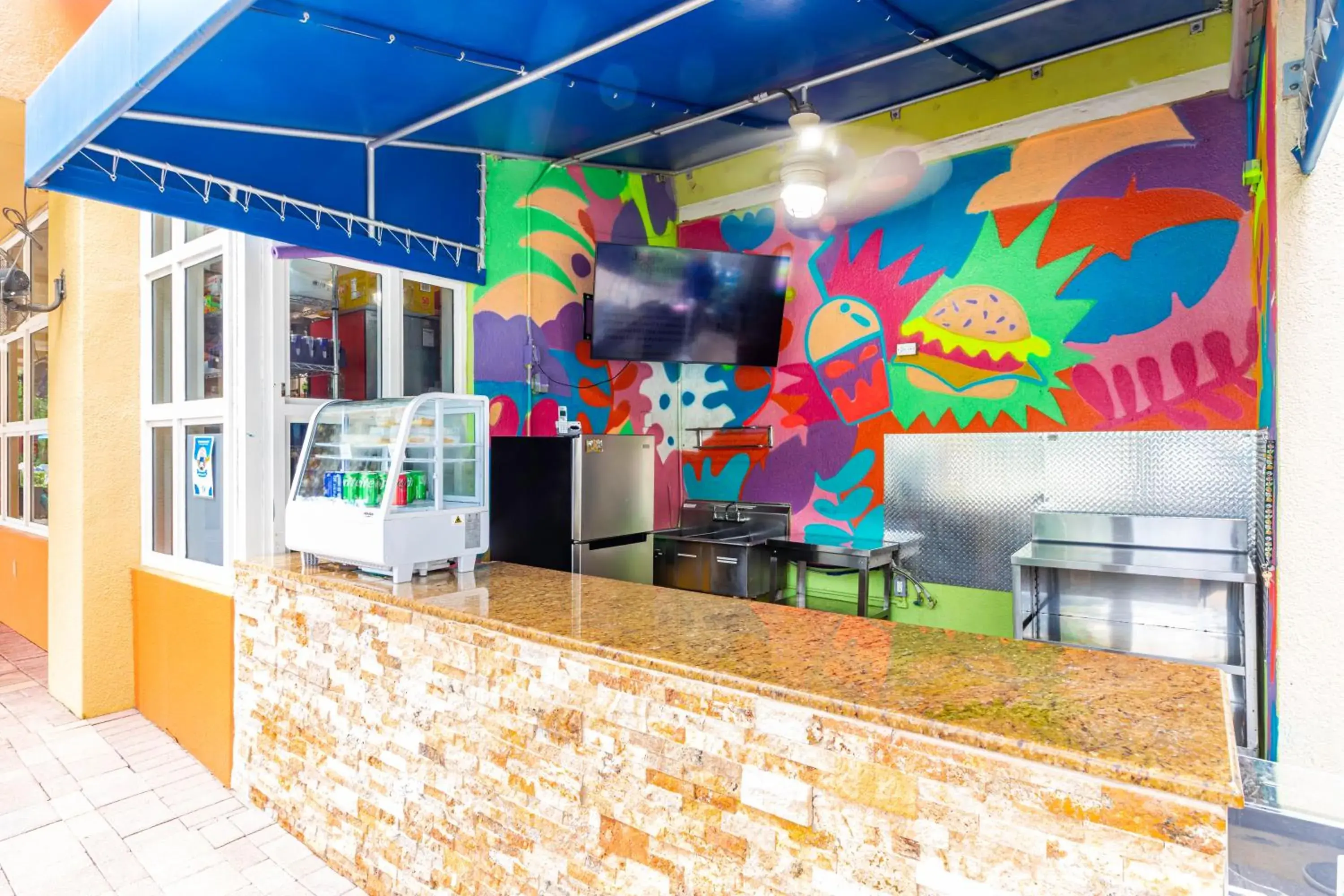 Swimming pool in Vacation Village at Weston, Fort Lauderdale Swimming pool in Vacation Village at Weston, Fort Lauderdale