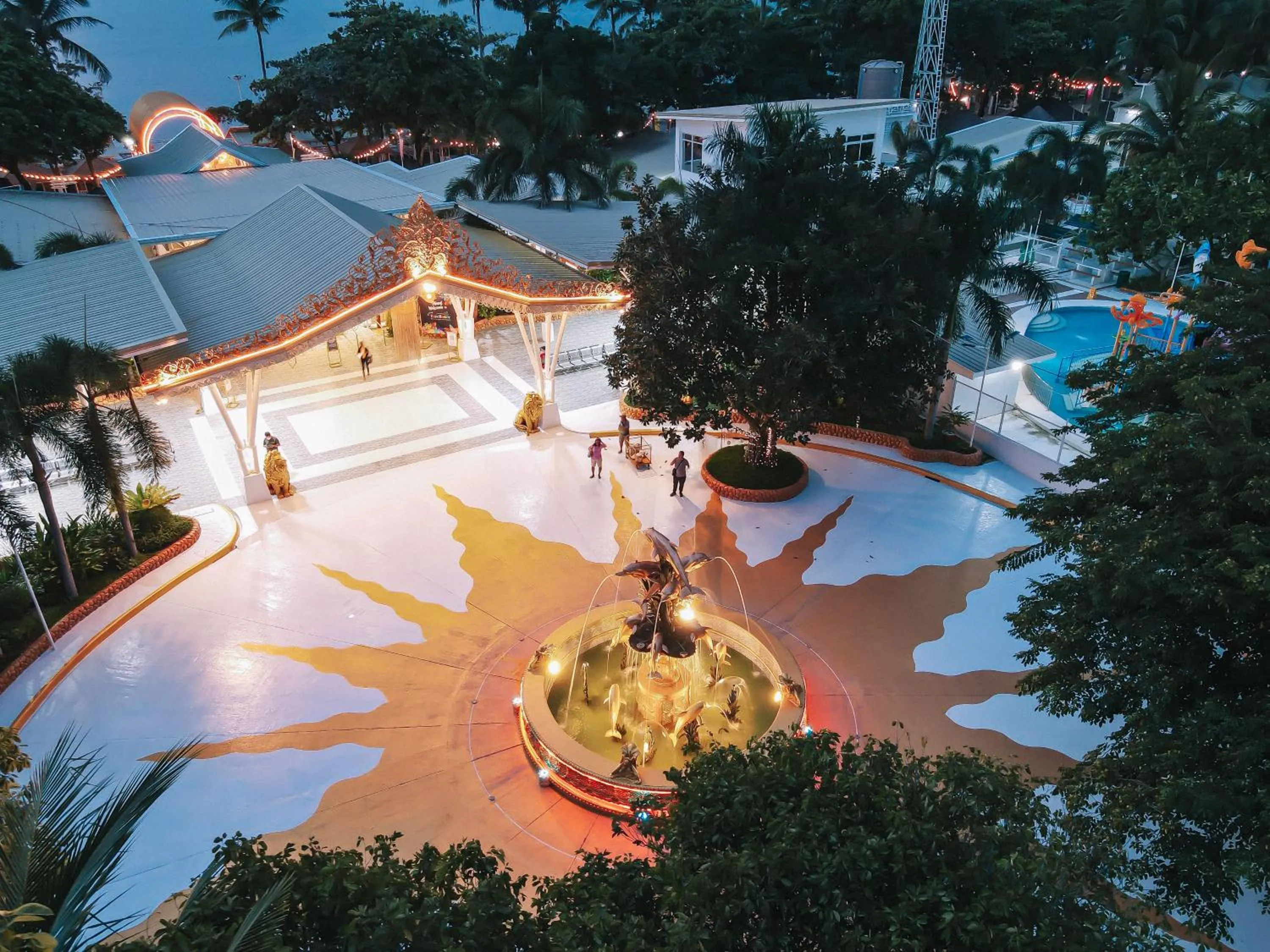 Villa Excellance Beach and Wave Pool Resort