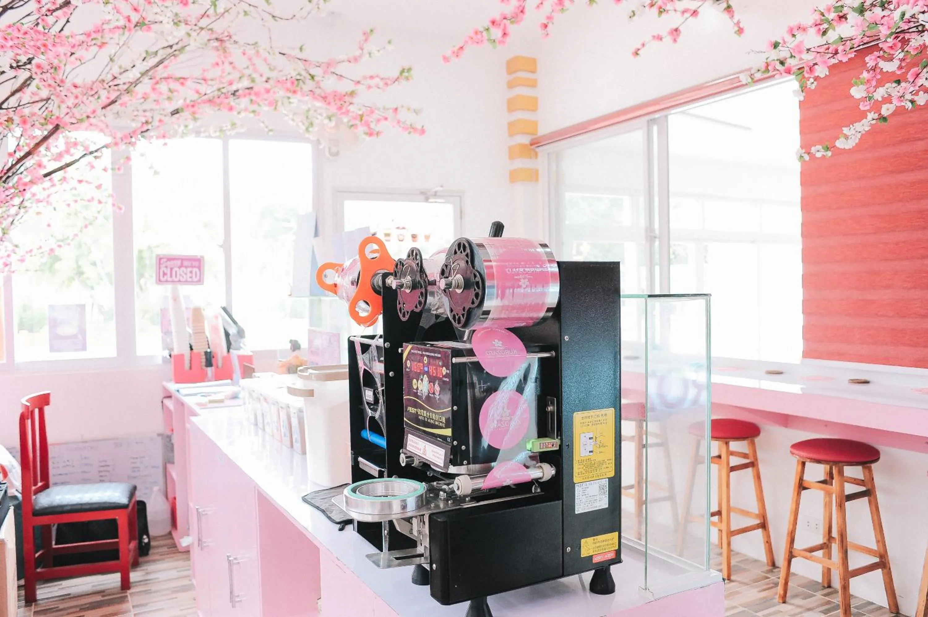 Villa Excellance Beach and Wave Pool Resort