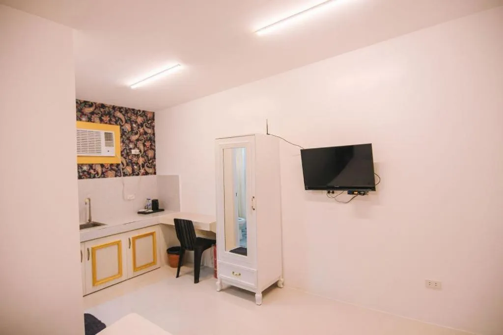 Villa Excellance Beach and Wave Pool Resort