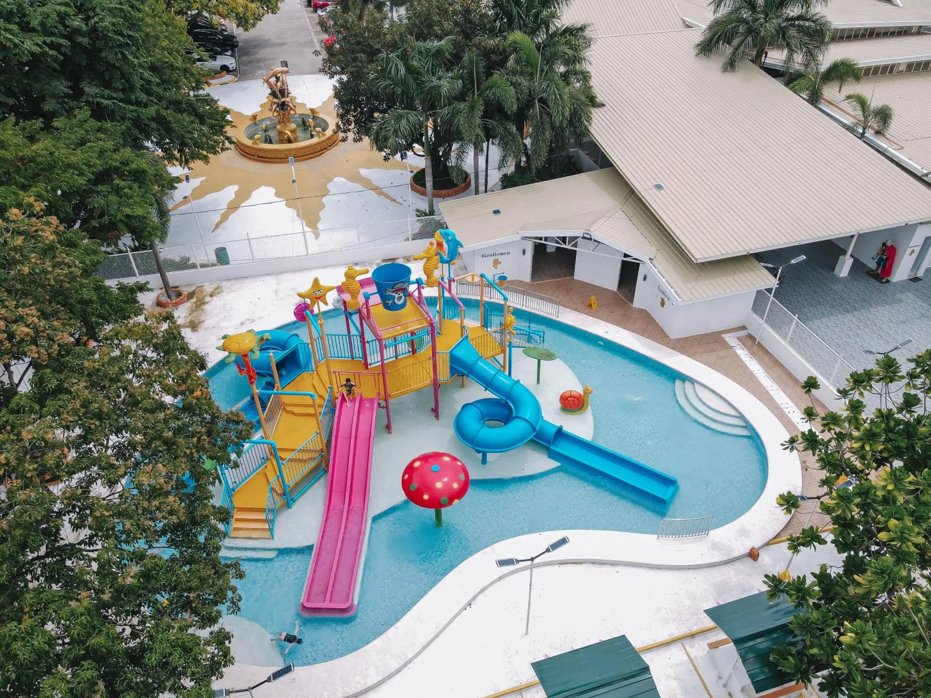 Villa Excellance Beach and Wave Pool Resort