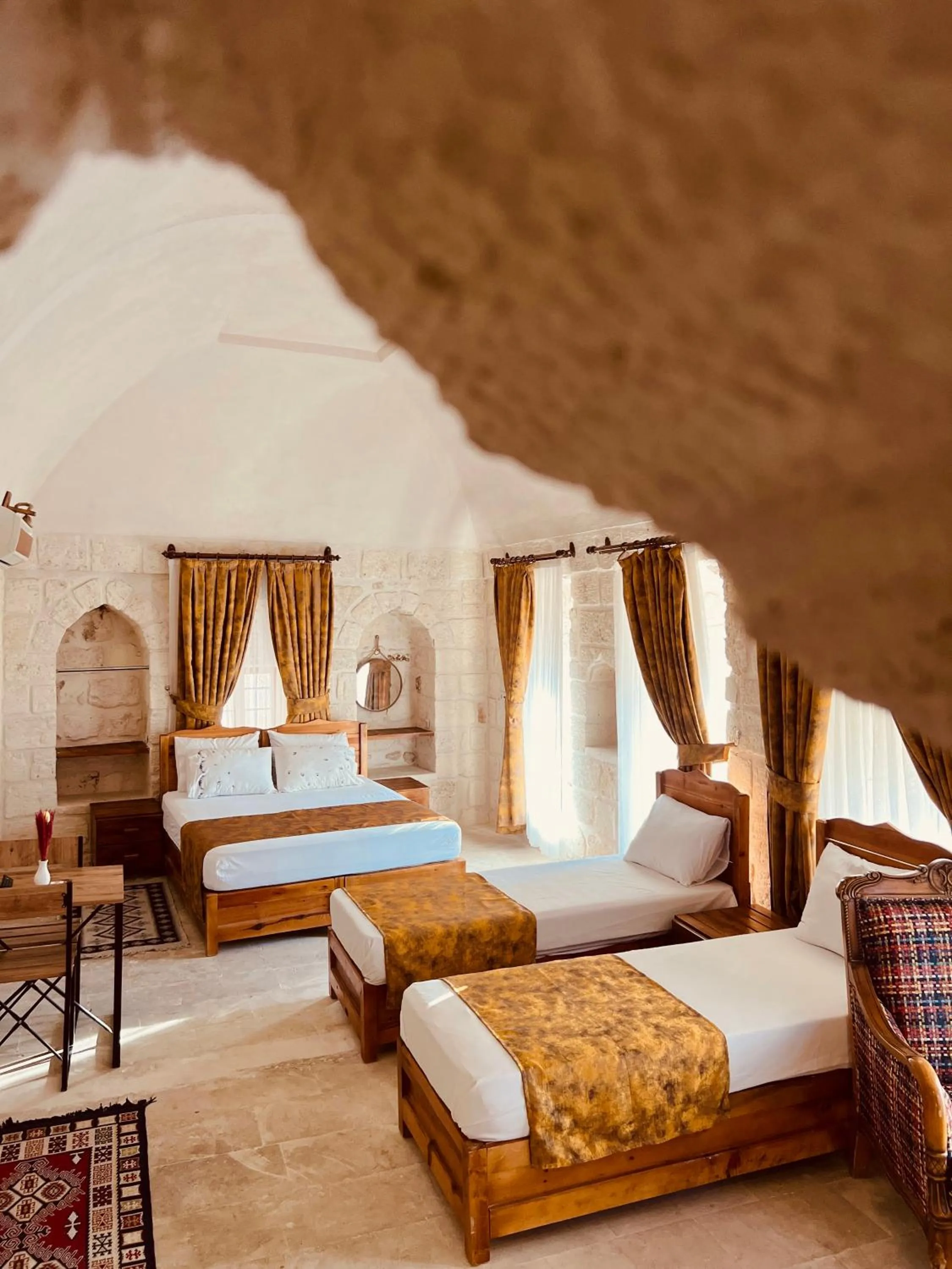 Photo of the whole room, Bed in Mons Masius Hotel Teras