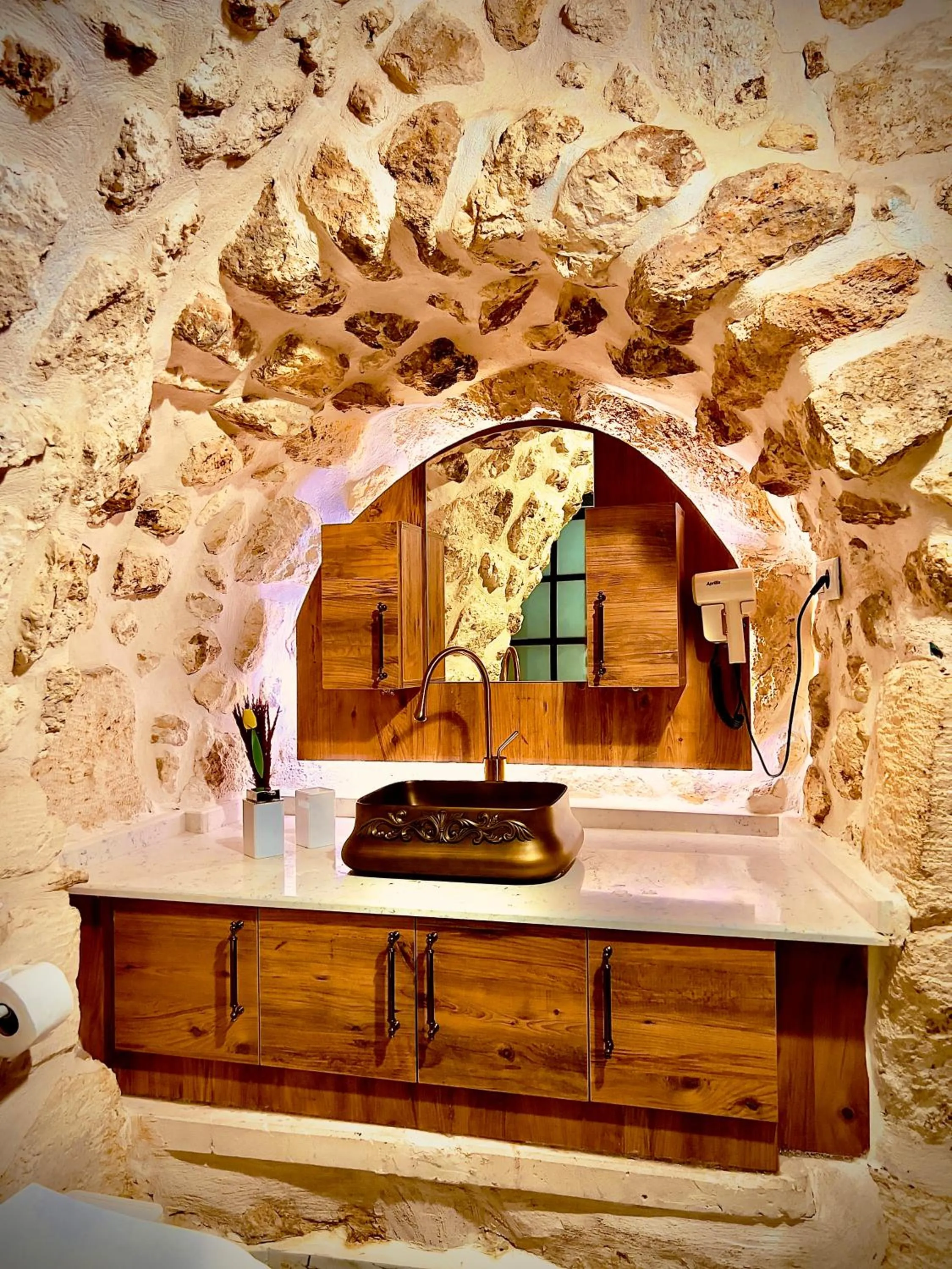 Bathroom in Mons Masius Hotel Teras