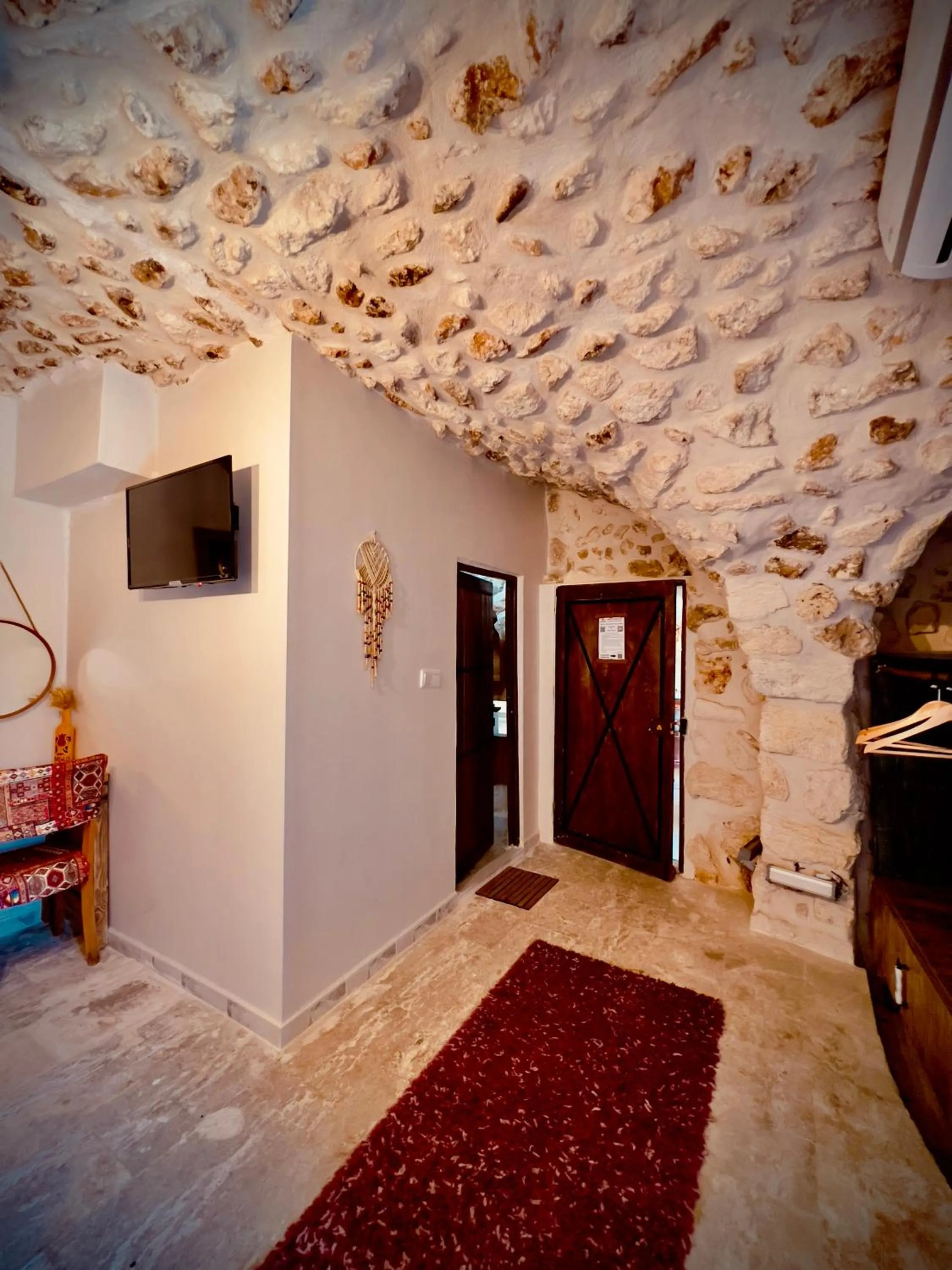 TV and multimedia in Mons Masius Hotel Teras