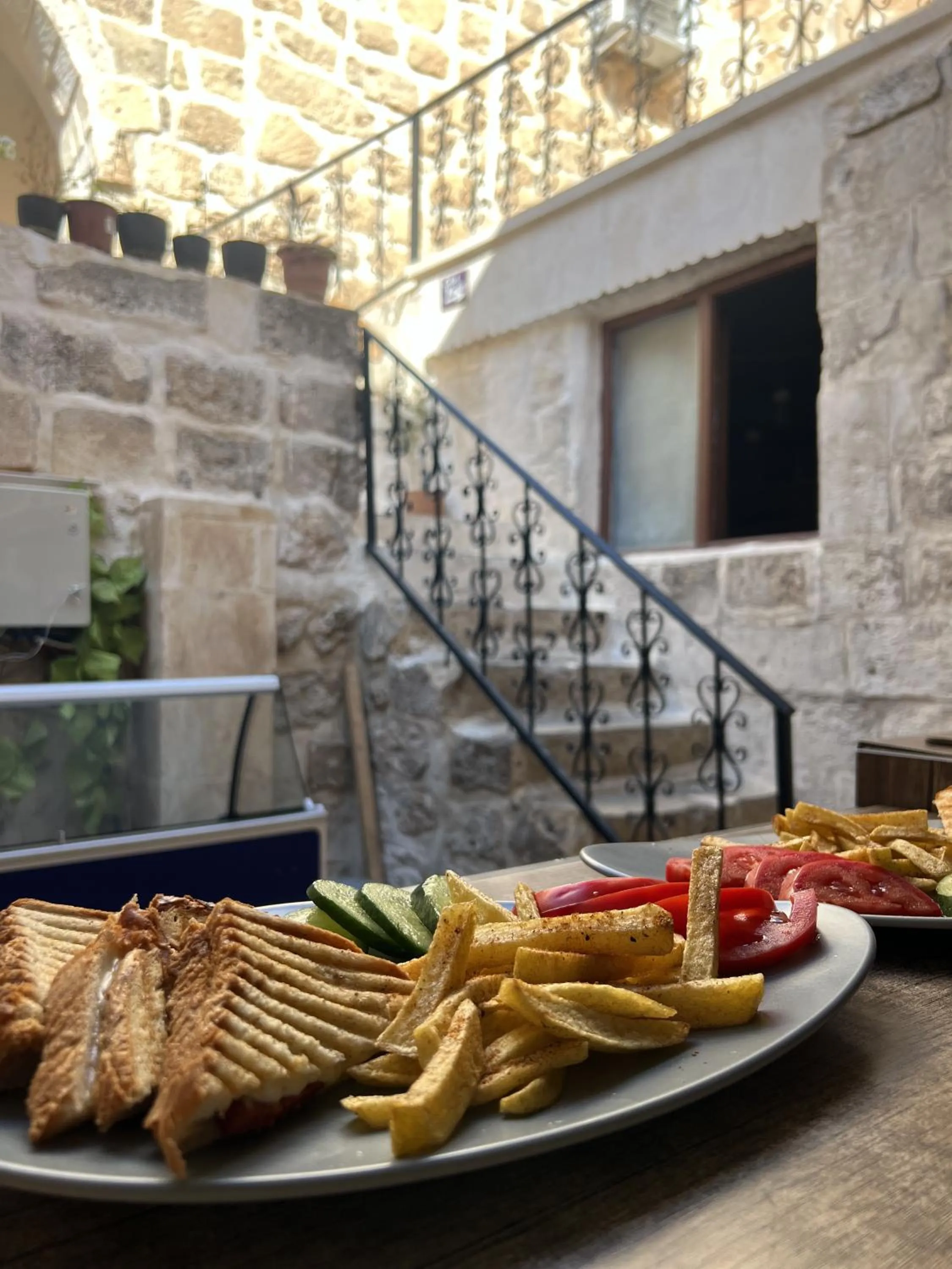 Restaurant/places to eat in Mons Masius Hotel Teras