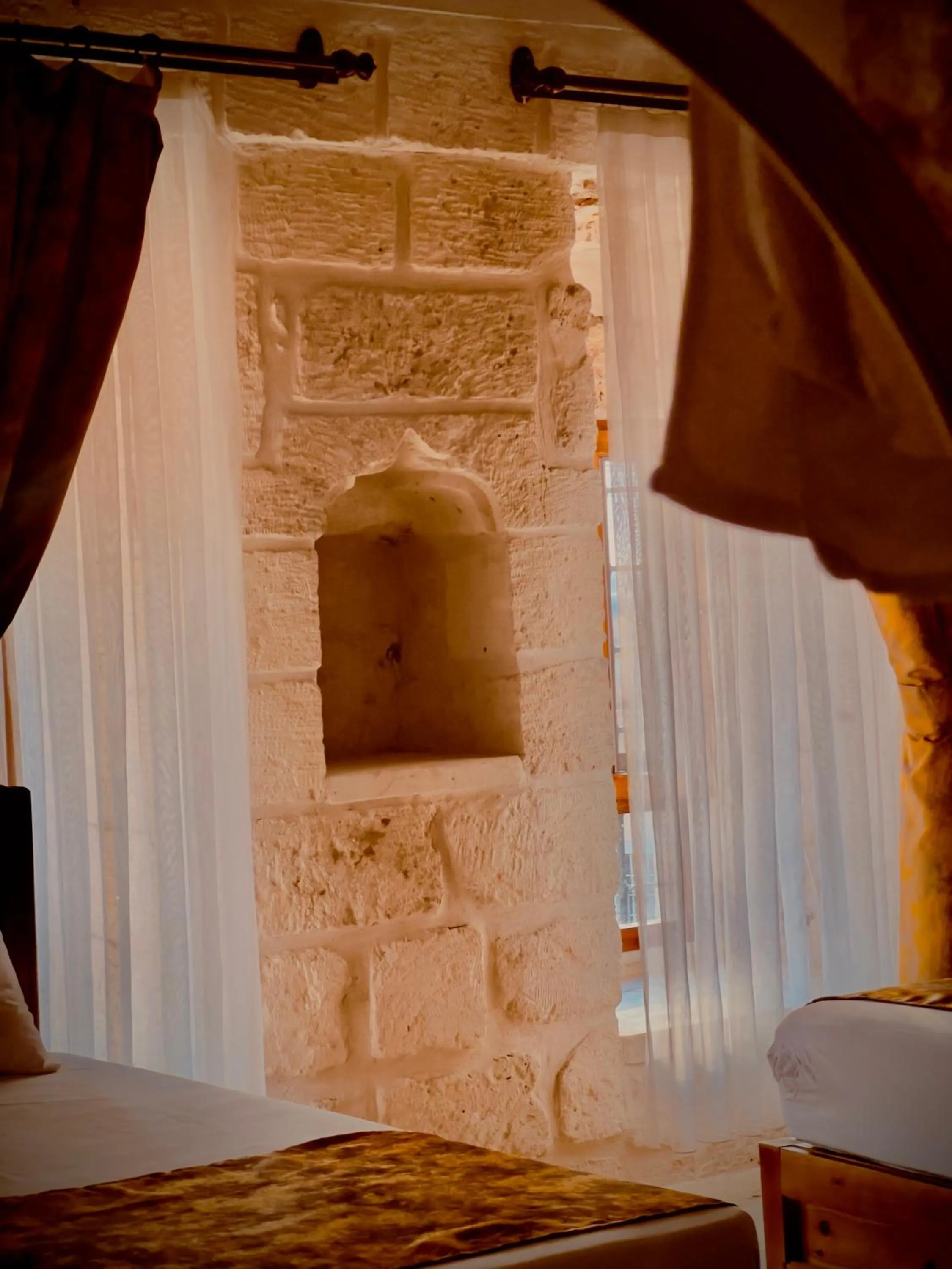 Logo/Certificate/Sign in Mons Masius Hotel Teras