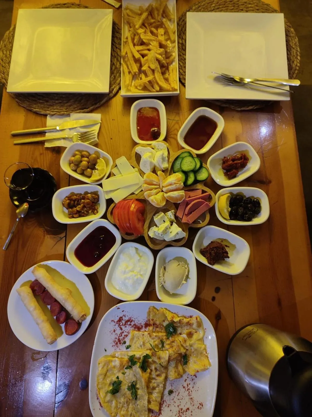 Restaurant/places to eat in Mons Masius Hotel Teras