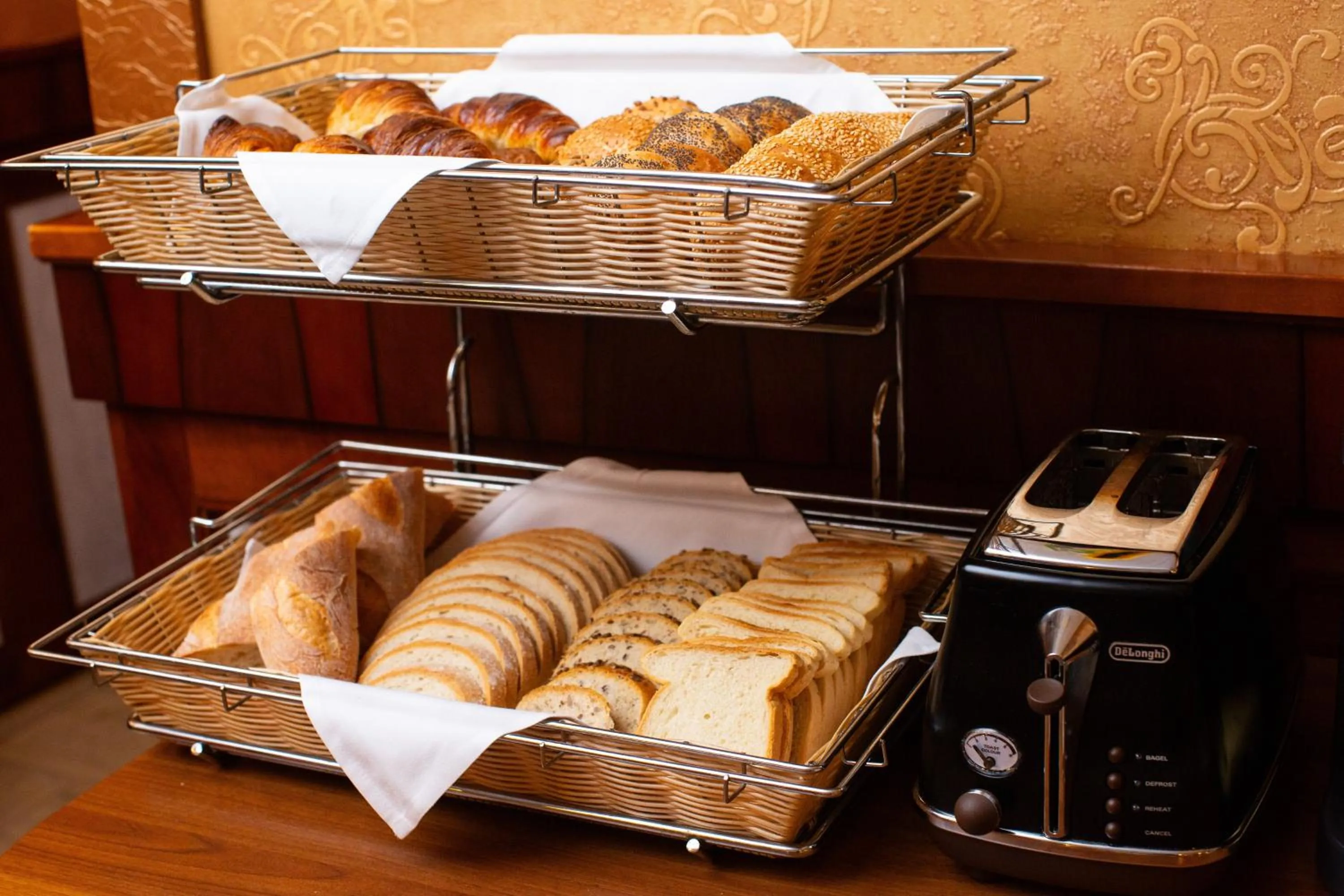 Food and drinks in David Boutique Hotel